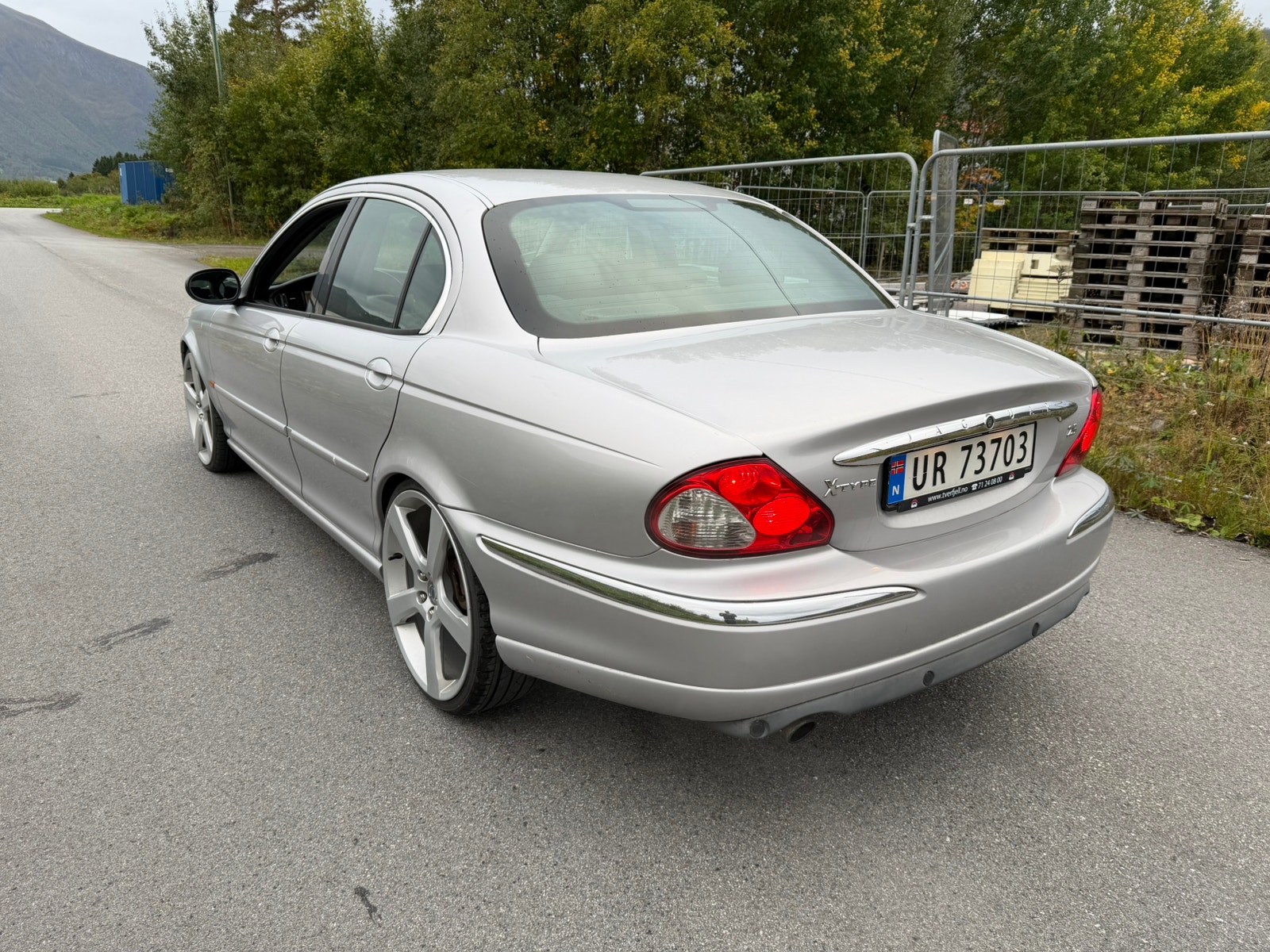 Jaguar X-Type 2.5 V6 4x4 Automatic, 196hp, 2001