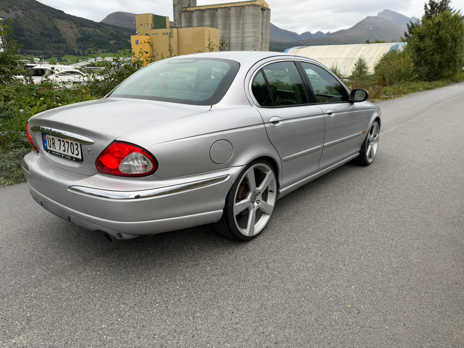 Jaguar X-Type 2.5 V6 4x4 Automatic, 196hp, 2001
