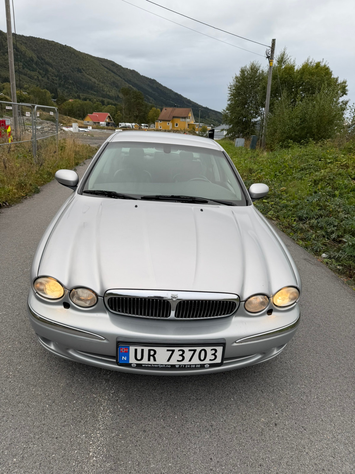 Jaguar X-Type 2.5 V6 4x4 Automatic, 196hp, 2001
