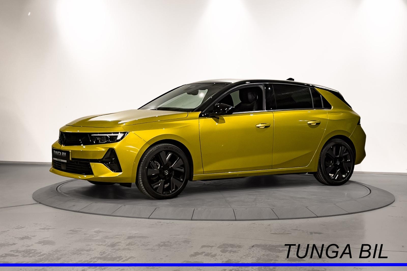 Opel Astra Electric, 156ps, 2024