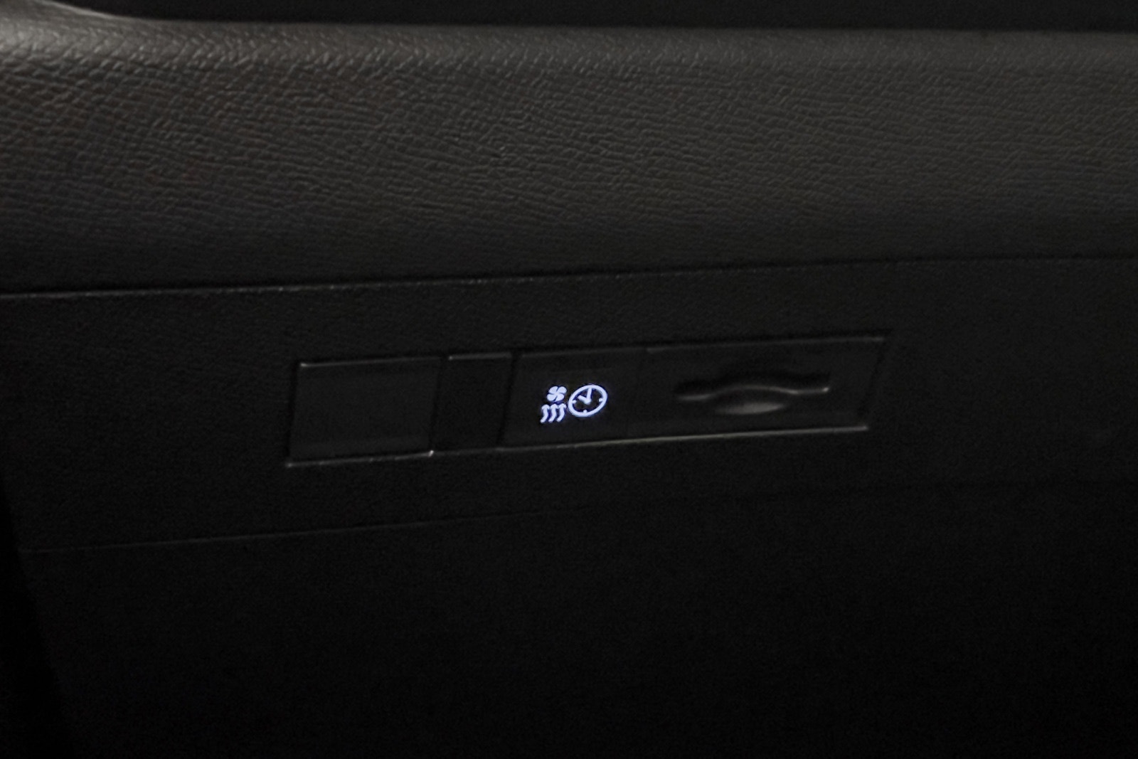 Opel Astra Electric, 156ps, 2024