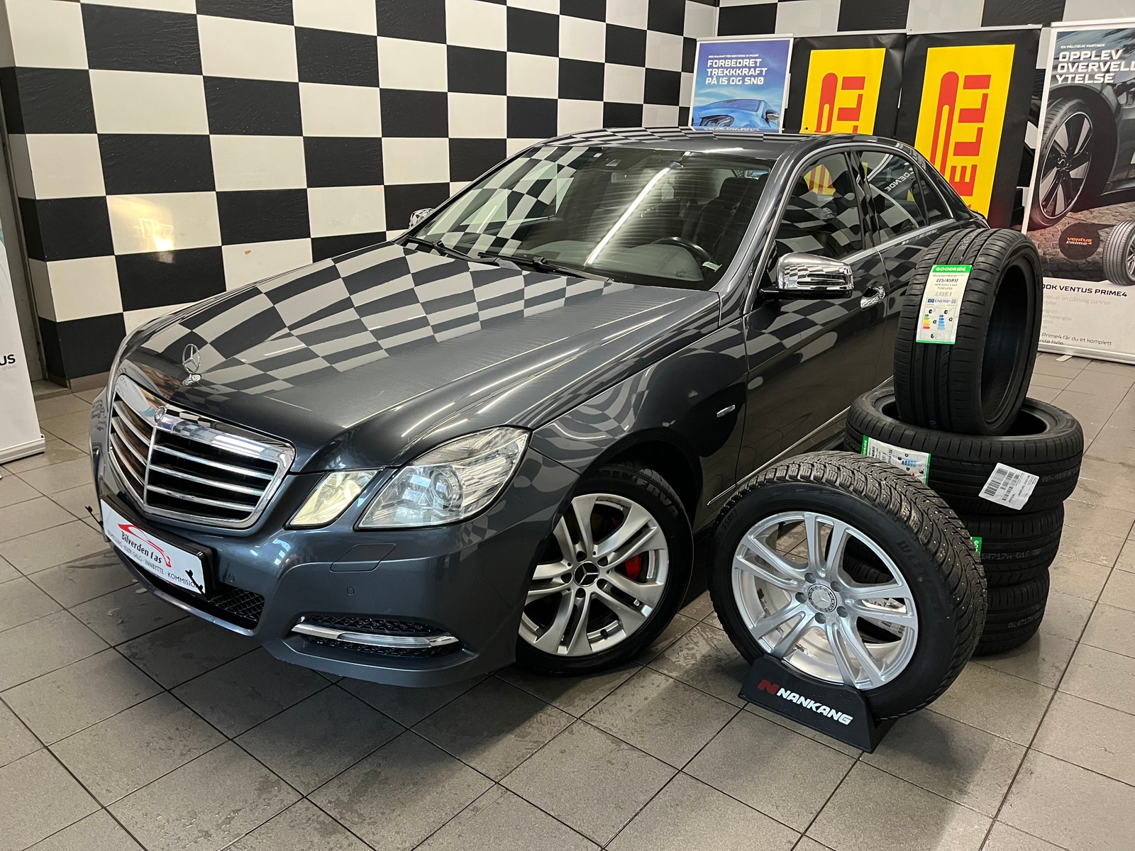 Mercedes-Benz E 220 CDI BlueEFFICIENCY 7G-Tronic Plus, 170hp, 2012