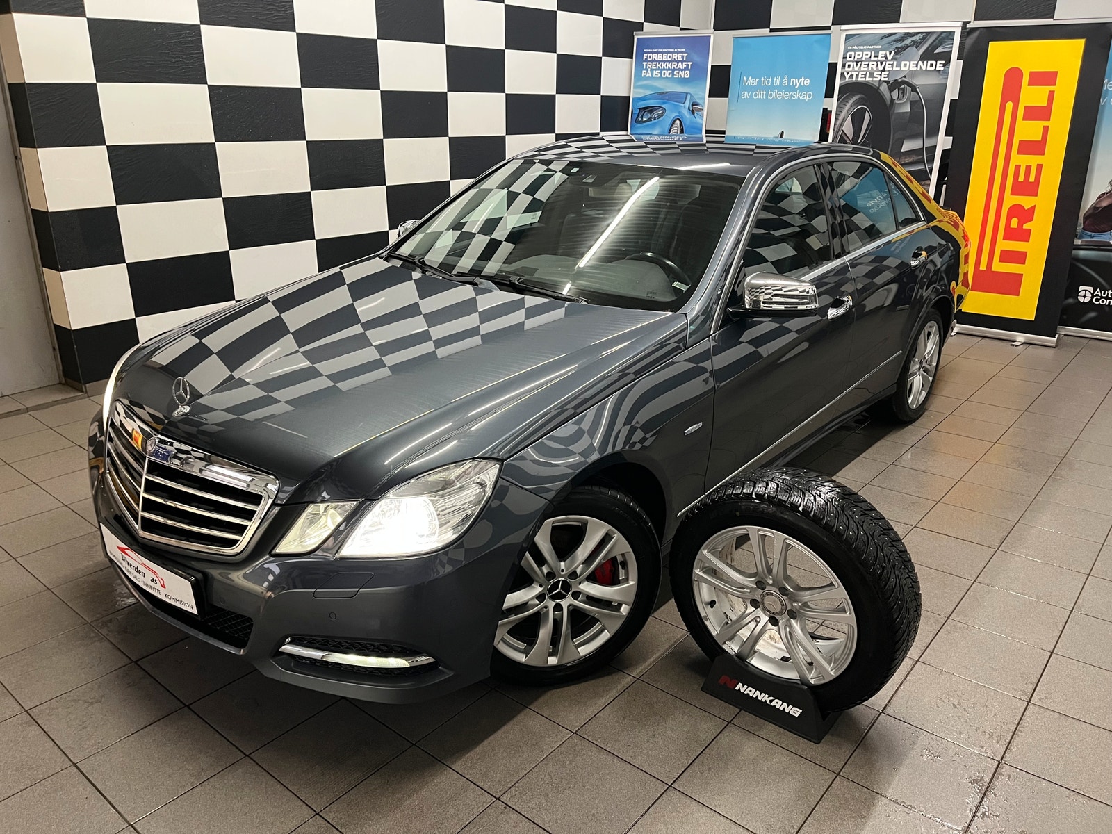 Mercedes-Benz E 220 CDI BlueEFFICIENCY 7G-Tronic Plus, 170hp, 2012