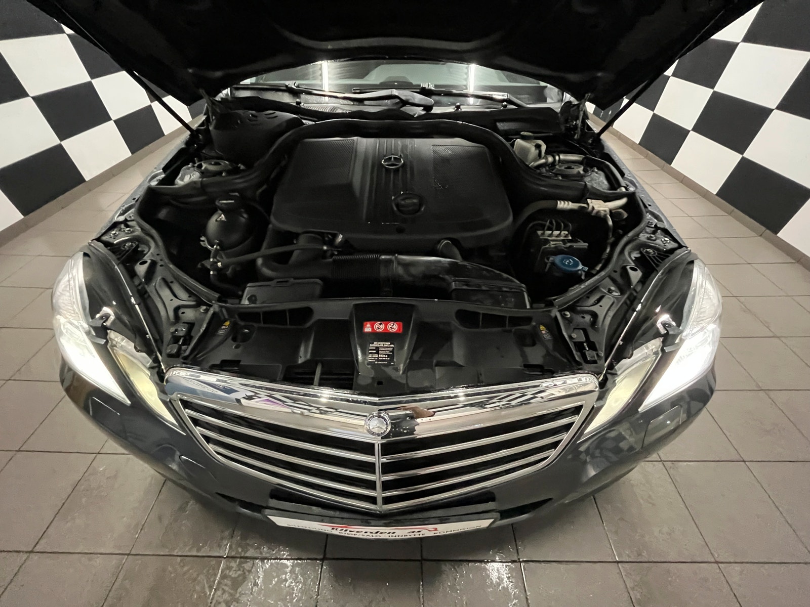 Mercedes-Benz E 220 CDI BlueEFFICIENCY 7G-Tronic Plus, 170hp, 2012