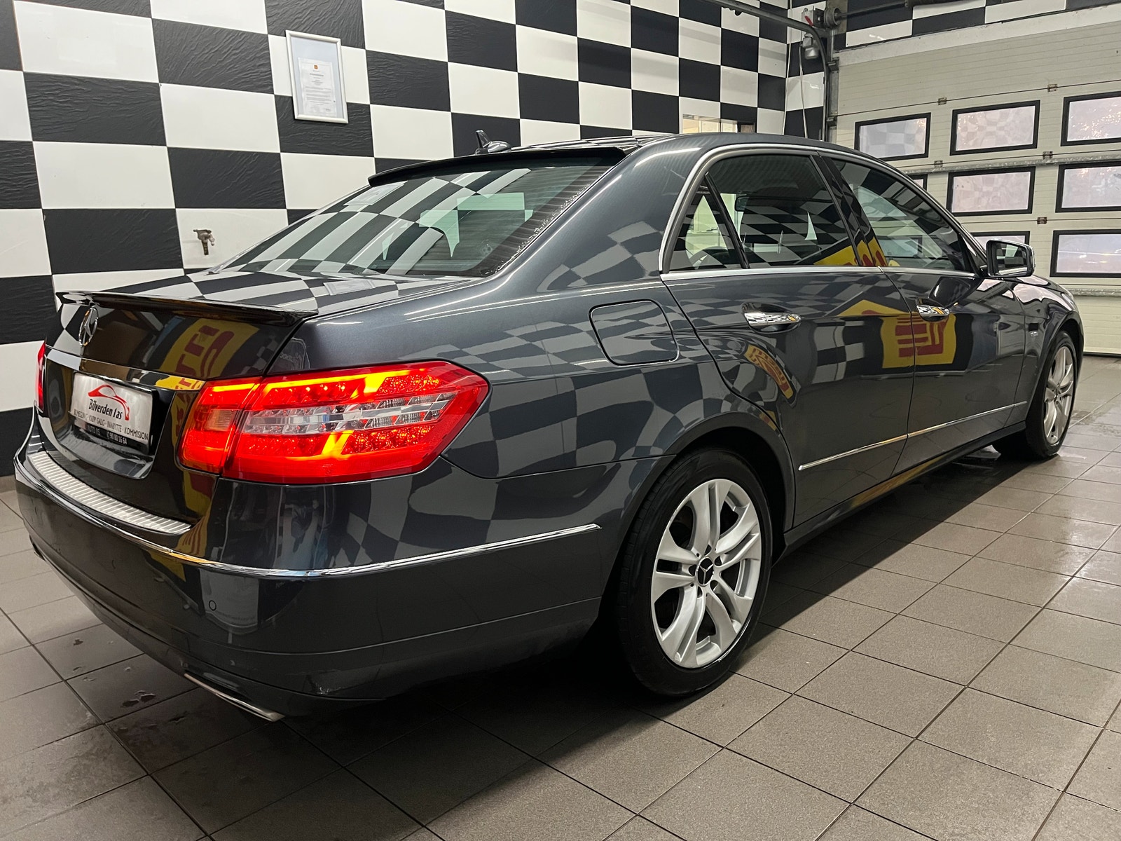 Mercedes-Benz E 220 CDI BlueEFFICIENCY 7G-Tronic Plus, 170hp, 2012
