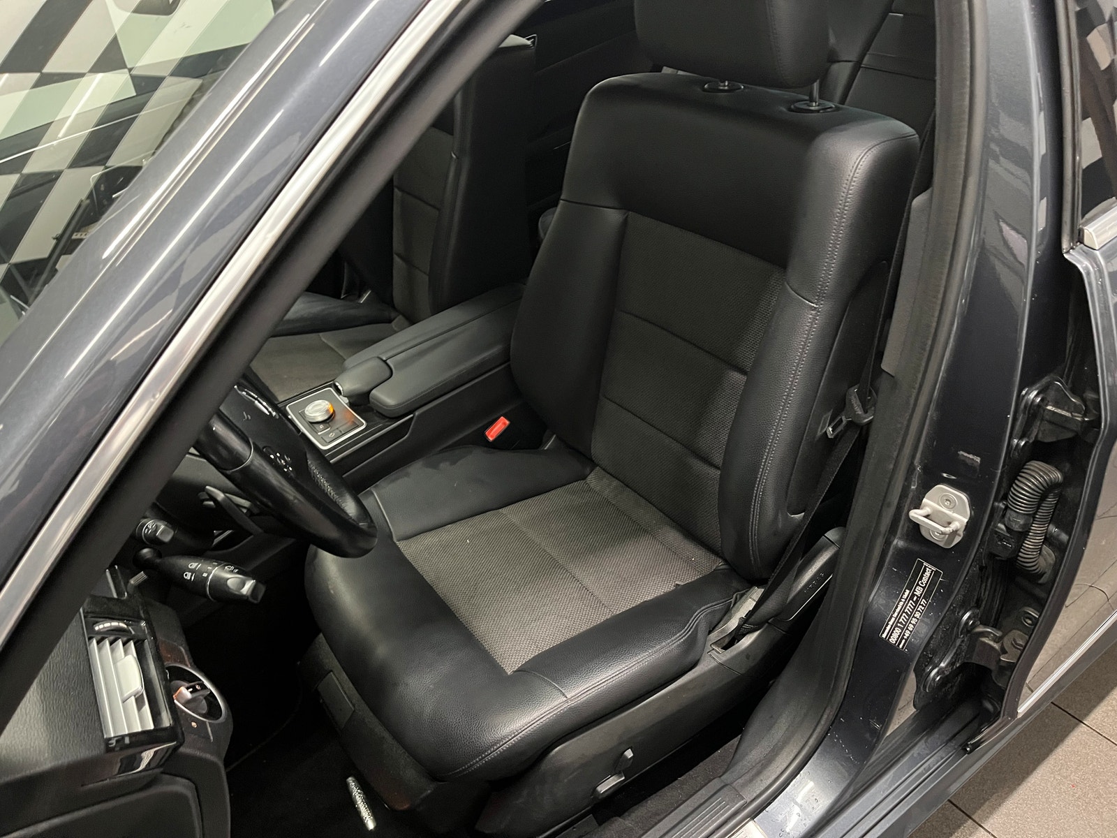 Mercedes-Benz E 220 CDI BlueEFFICIENCY 7G-Tronic Plus, 170hp, 2012