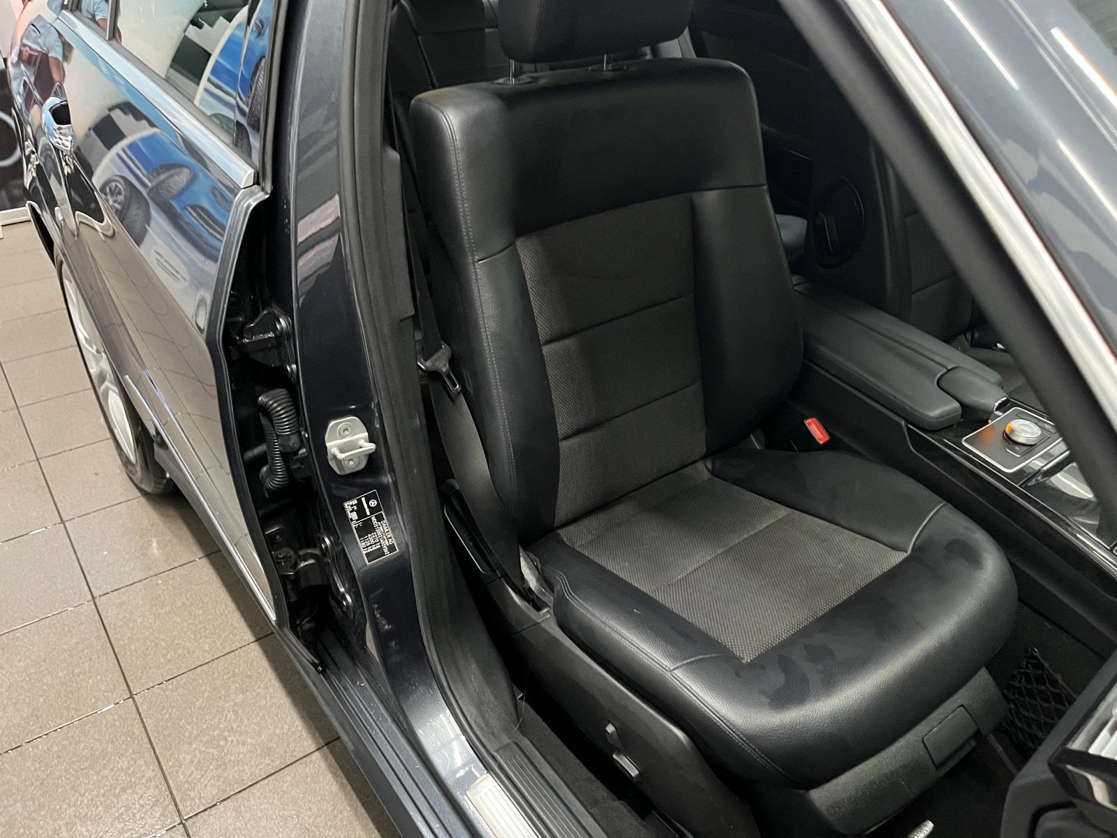 Mercedes-Benz E 220 CDI BlueEFFICIENCY 7G-Tronic Plus, 170hp, 2012