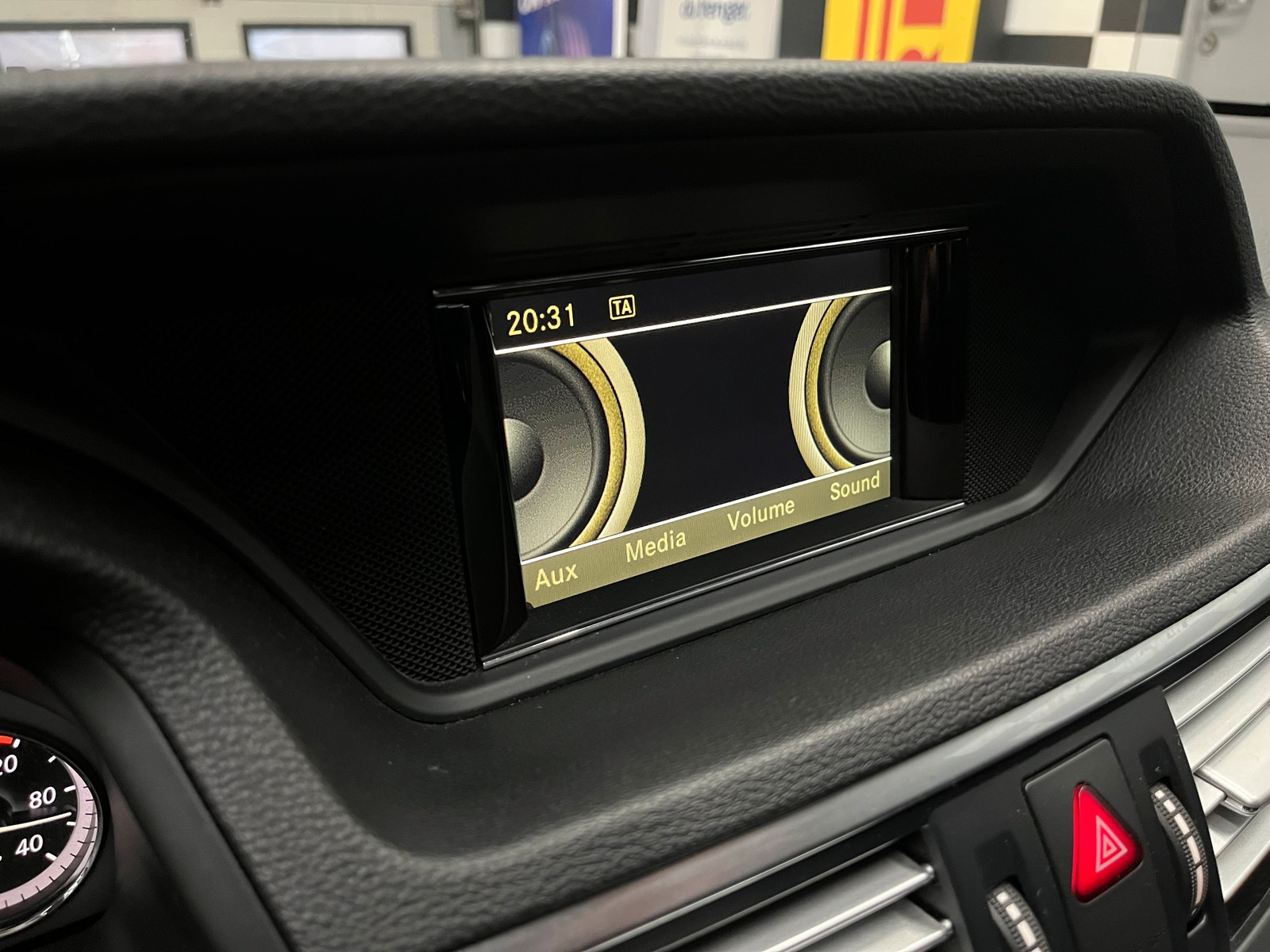 Mercedes-Benz E 220 CDI BlueEFFICIENCY 7G-Tronic Plus, 170hp, 2012