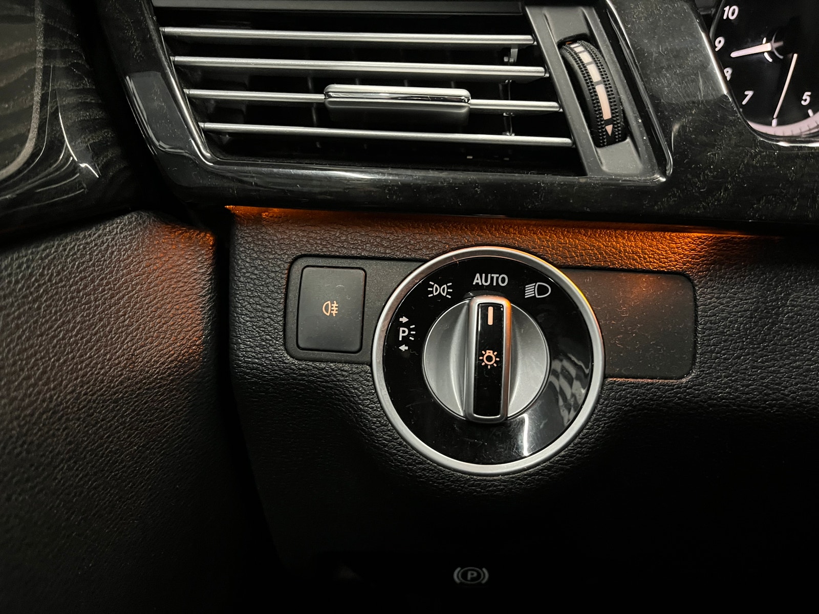 Mercedes-Benz E 220 CDI BlueEFFICIENCY 7G-Tronic Plus, 170hp, 2012