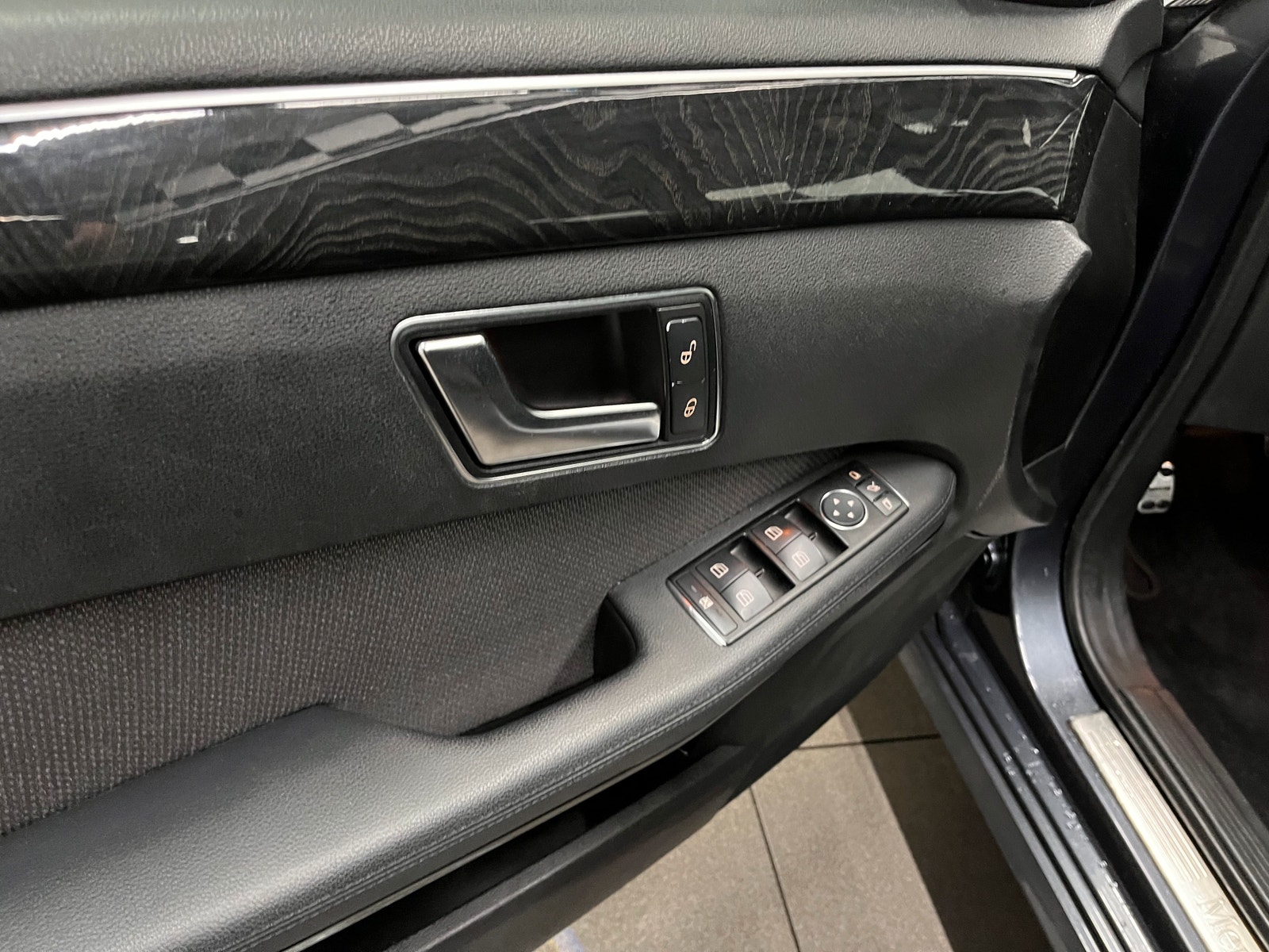 Mercedes-Benz E 220 CDI BlueEFFICIENCY 7G-Tronic Plus, 170hp, 2012