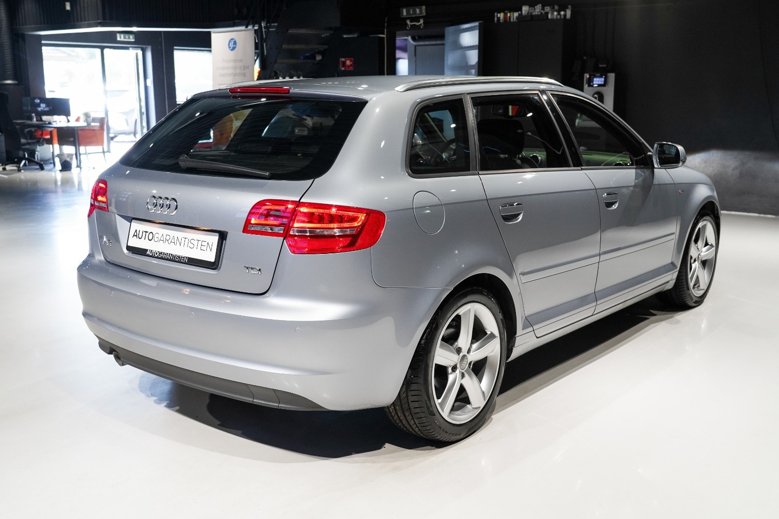 Audi A3 Sportback 2.0 TDI  Manual, 6-trins, 140ps, 2011