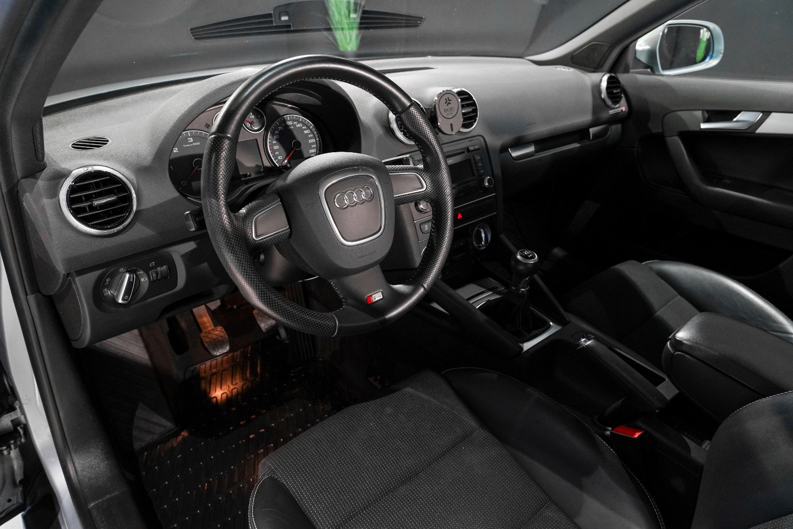 Audi A3 Sportback 2.0 TDI  Manual, 6-trins, 140ps, 2011