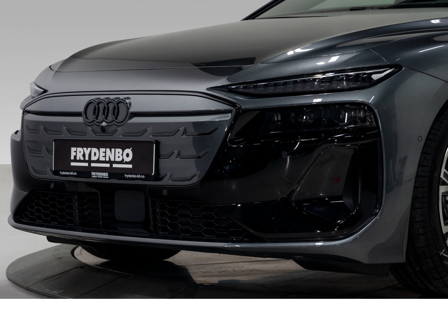 Audi S6 Avant e-tron, 503ps, 2025