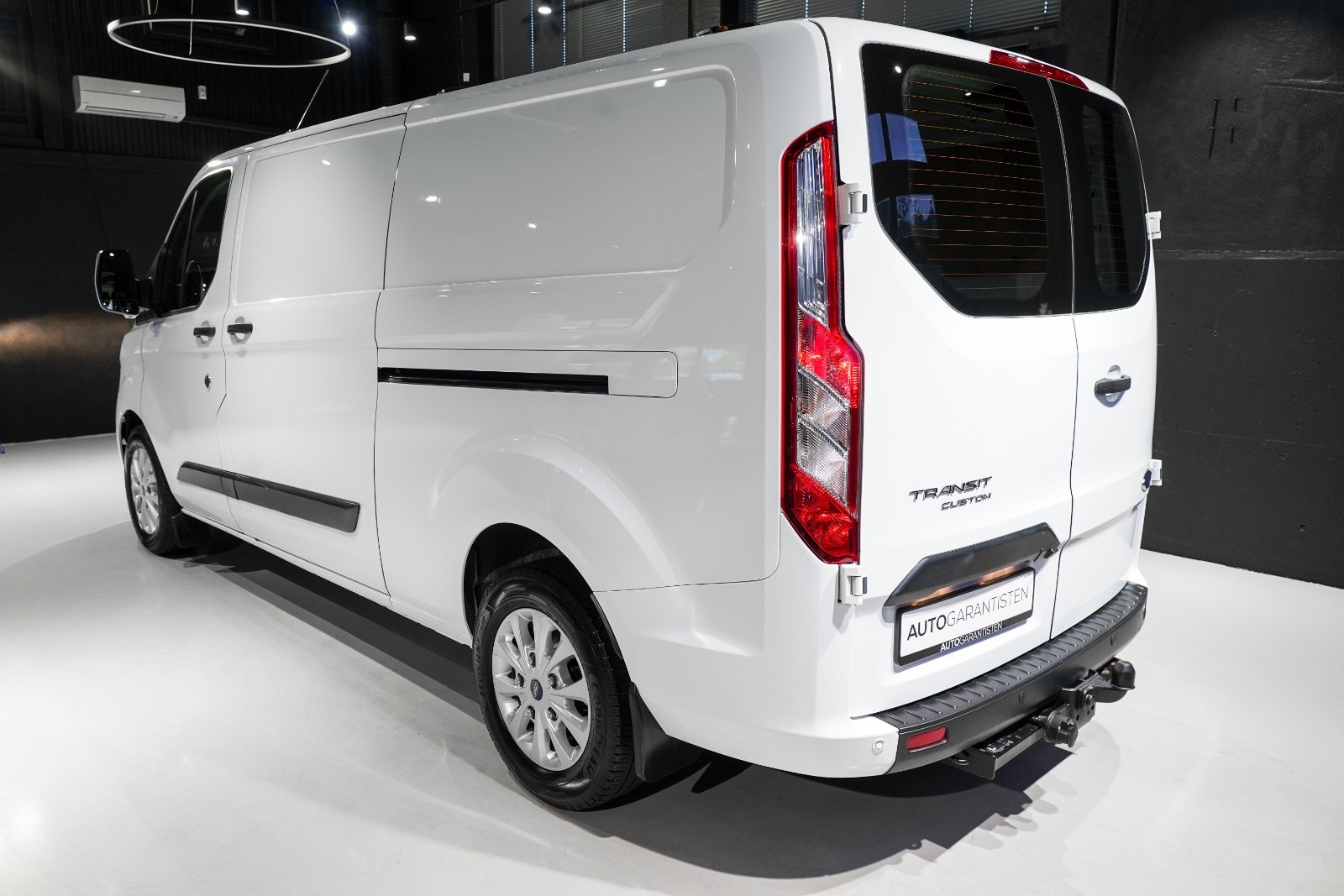 Ford Transit Custom 340 2.0 EcoBlue Manual, 130hp, 2021