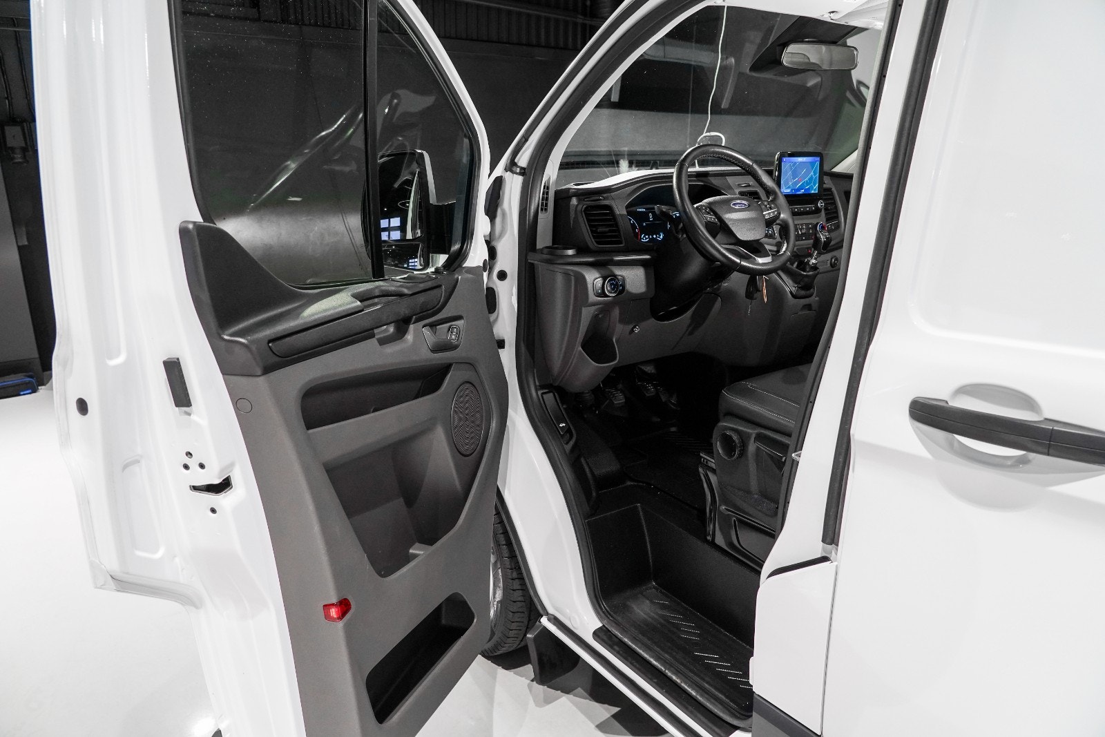 Ford Transit Custom 340 2.0 EcoBlue Manual, 130hp, 2021