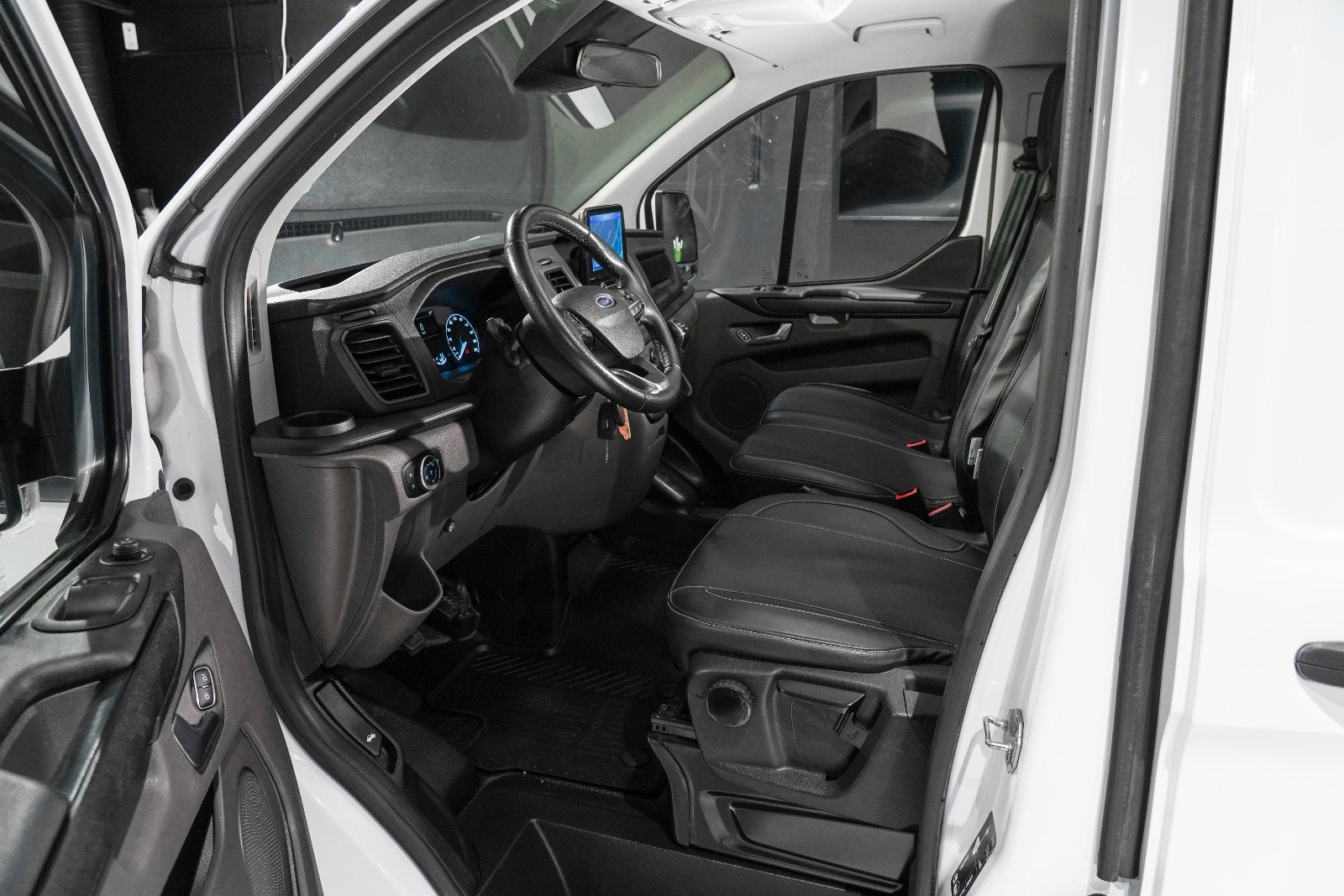 Ford Transit Custom 340 2.0 EcoBlue Manual, 130hp, 2021