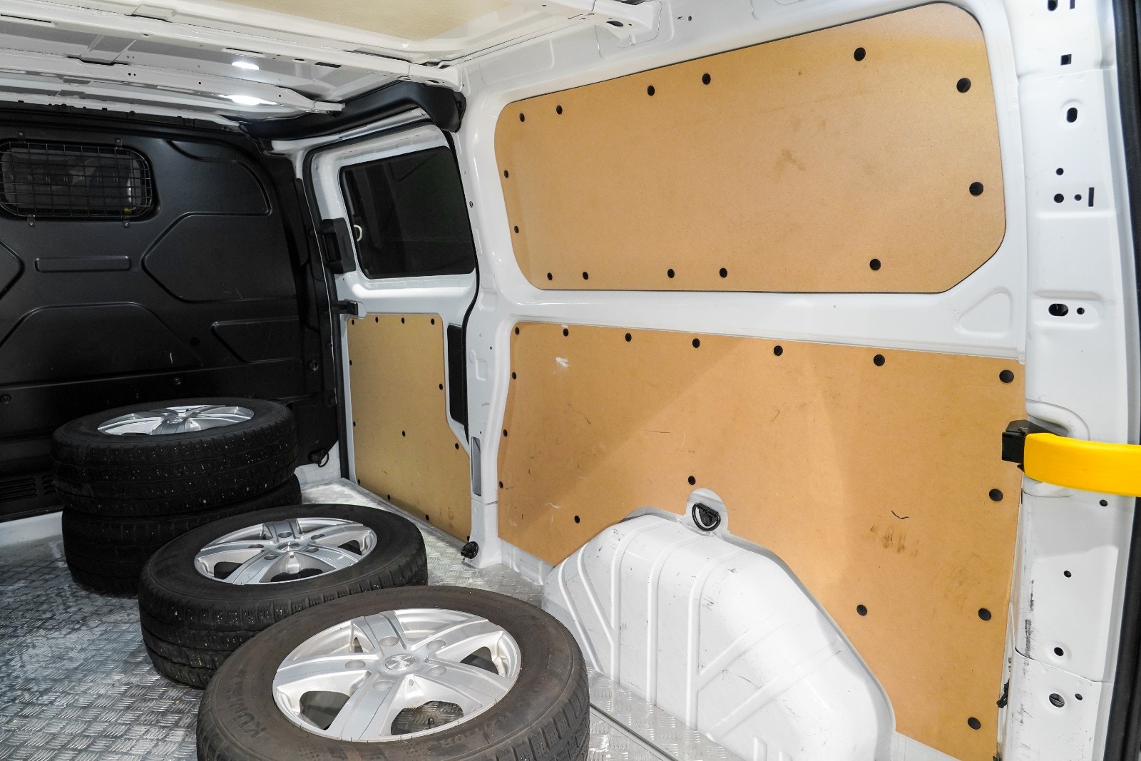 Ford Transit Custom 340 2.0 EcoBlue Manual, 130hp, 2021
