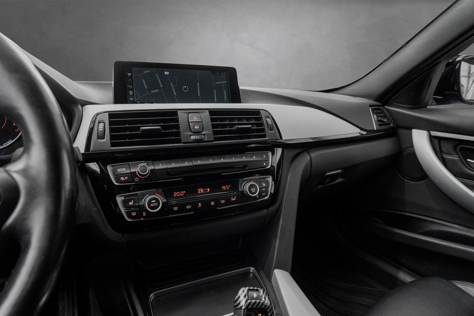 BMW 330e Sedan Steptronic, 8-trins, 252ps, 2017