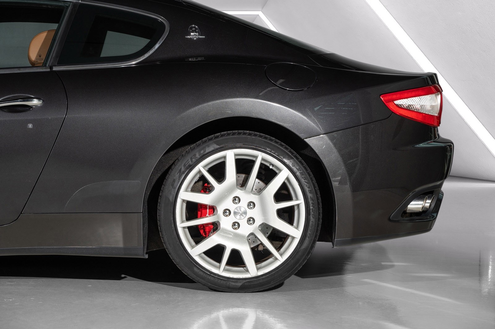 Maserati GranTurismo Automatic, 6-trins, 405ps, 2008