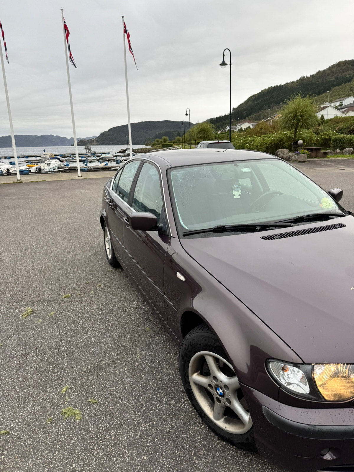 BMW 320i Sedan Automatic, 5-trins, 170ps, 2002