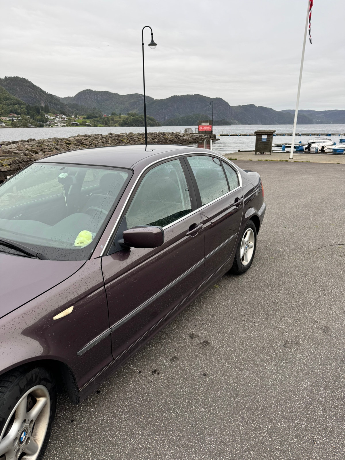 BMW 320i Sedan Automatic, 5-trins, 170ps, 2002