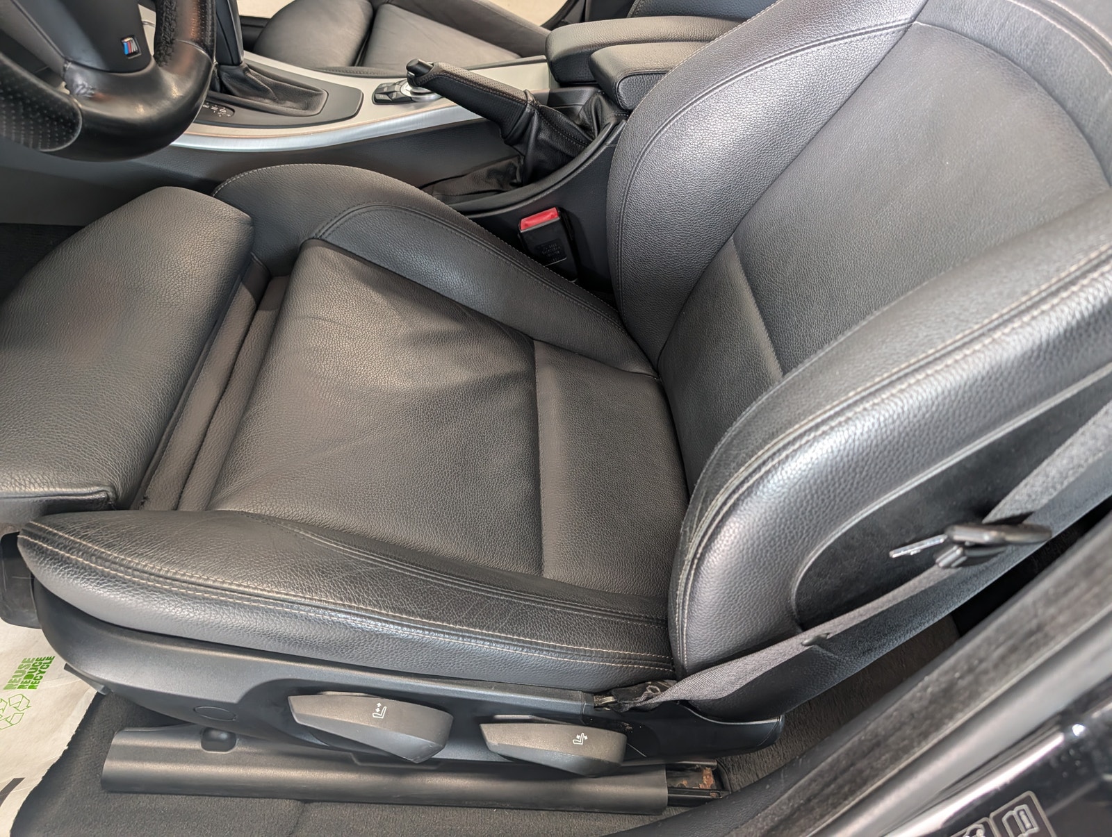 BMW 330i xDrive Touring Automatic, 6-trins, 272ps, 2009