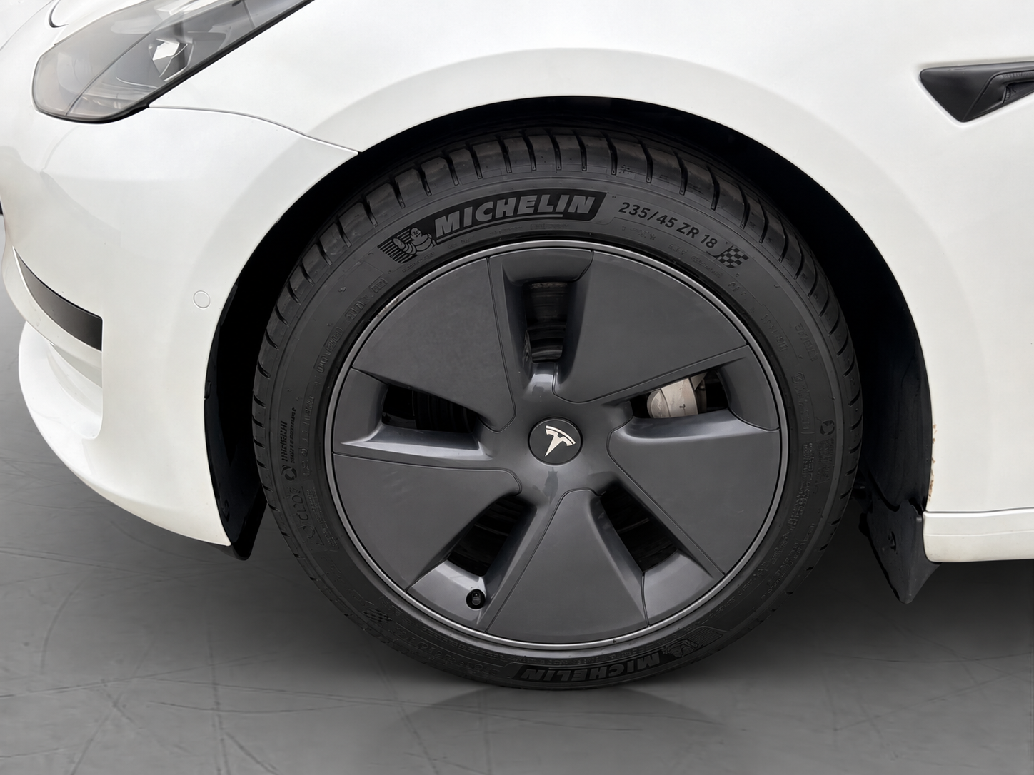 Tesla Model 3 Standard Range Plus, 325hk, 2021