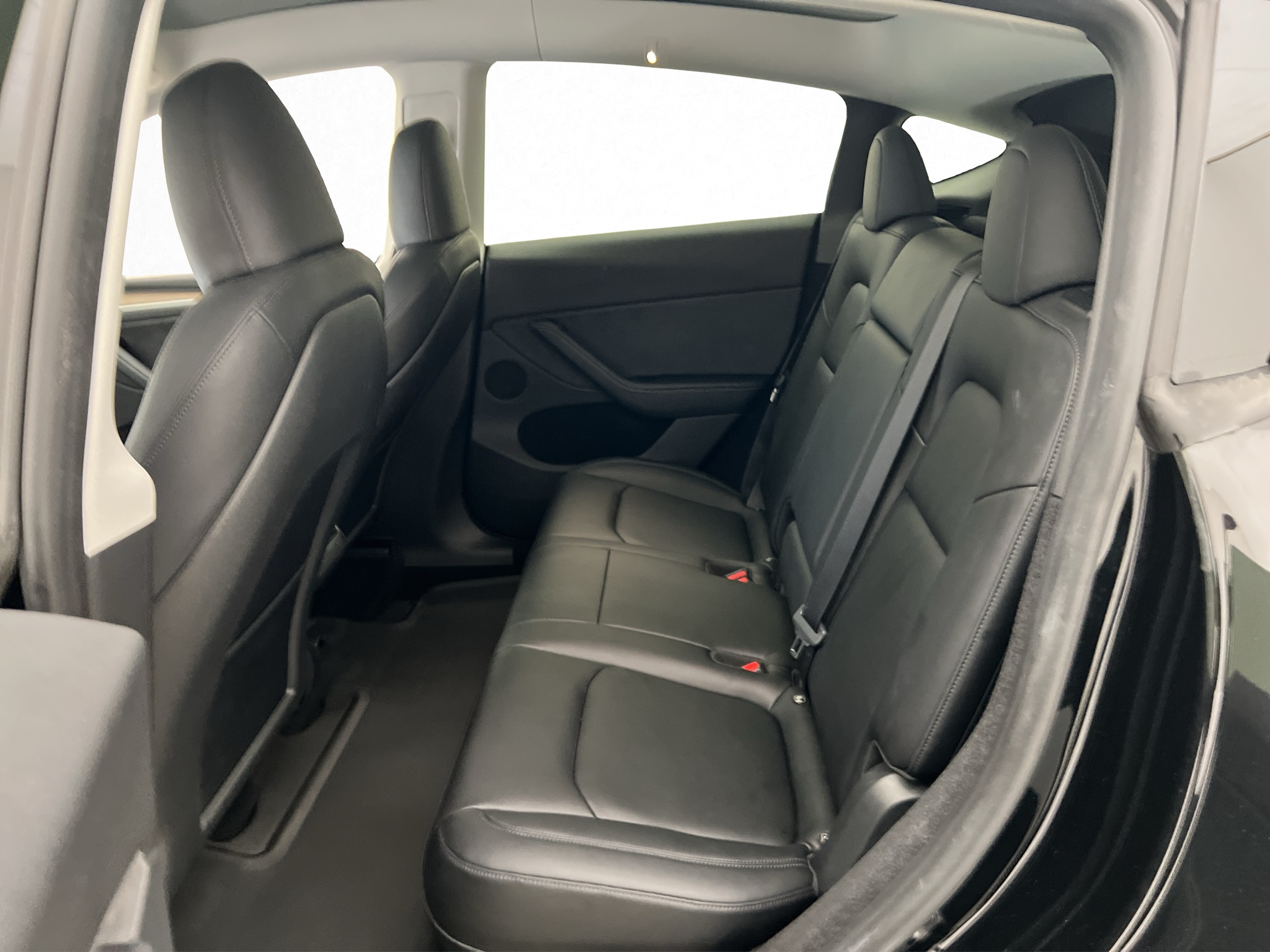 Tesla Model Y Long Range AWD, 514ps, 2025