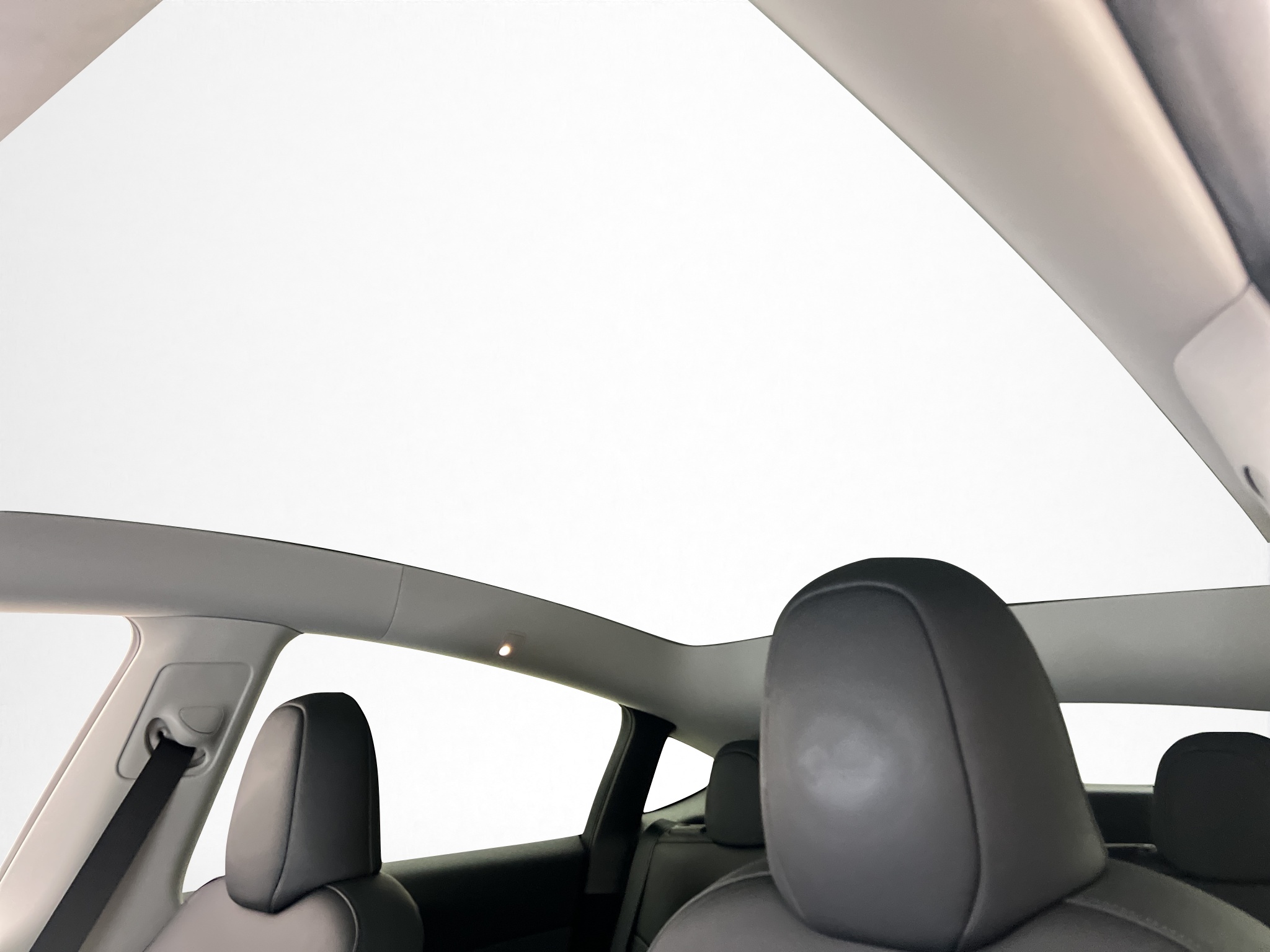 Tesla Model Y Long Range AWD, 514ps, 2025