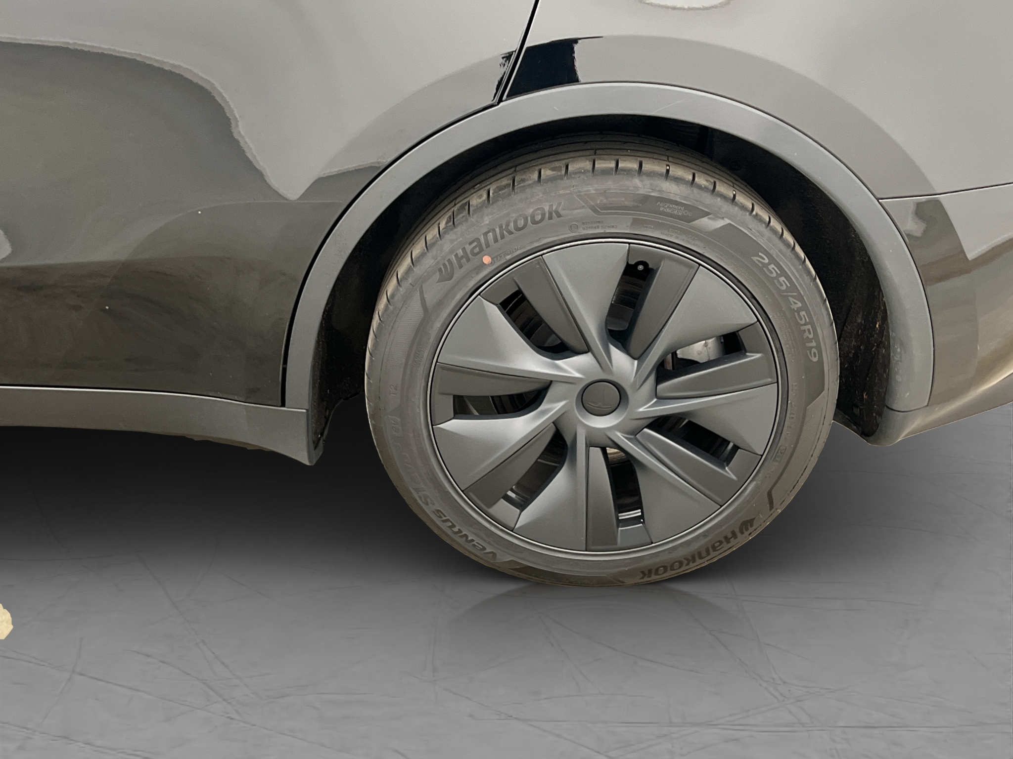 Tesla Model Y Long Range AWD, 514ps, 2025