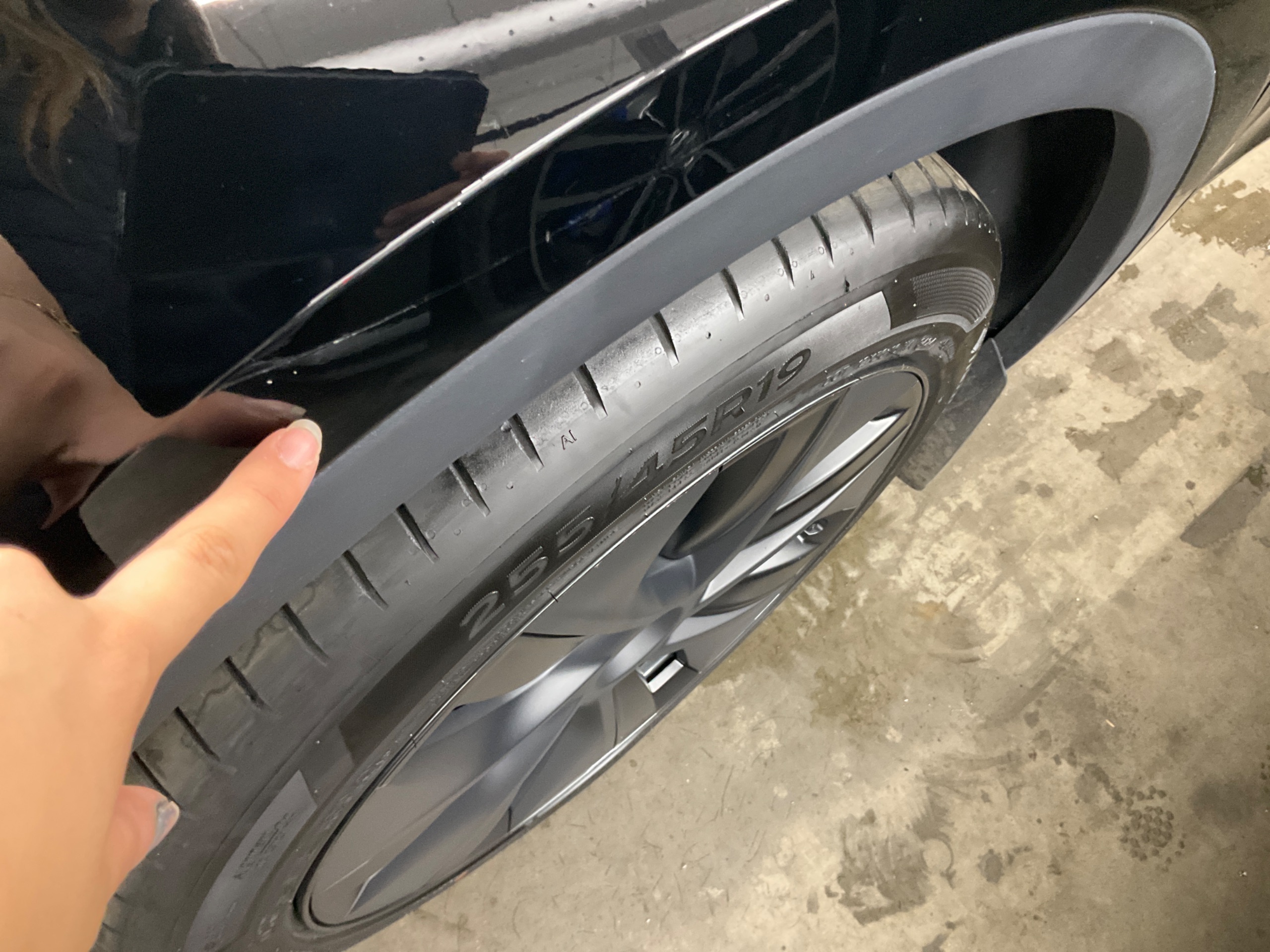 Tesla Model Y Long Range AWD, 514ps, 2025