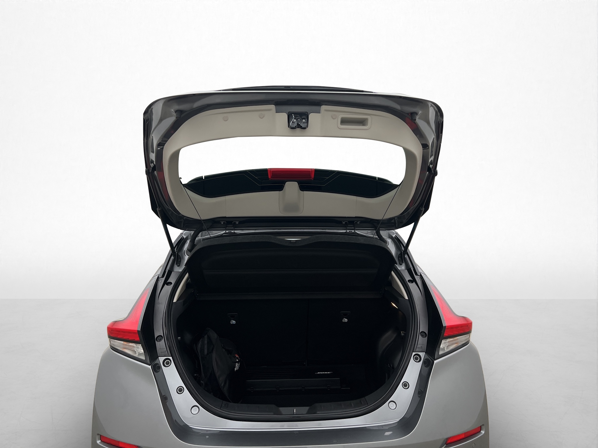 Nissan Leaf e+, 217ps, 2022