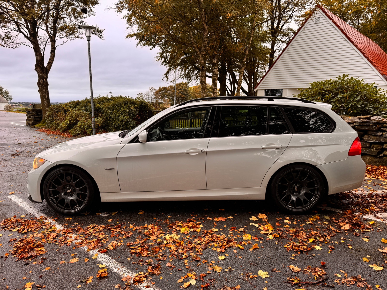 BMW 320d Touring Manual, 6-trins, 177ps, 2009