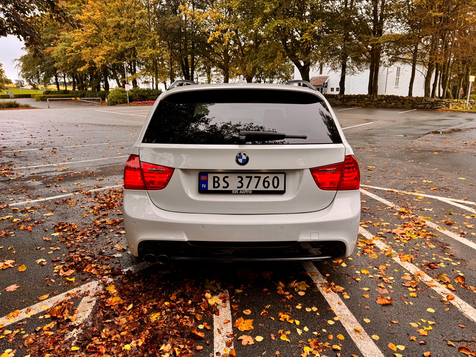 BMW 320d Touring Manual, 6-trins, 177ps, 2009