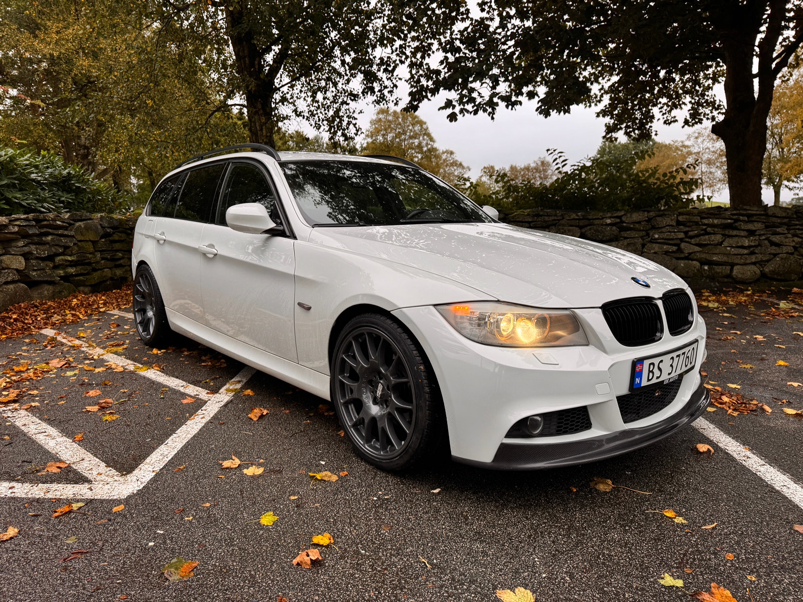 BMW 320d Touring Manual, 6-trins, 177ps, 2009