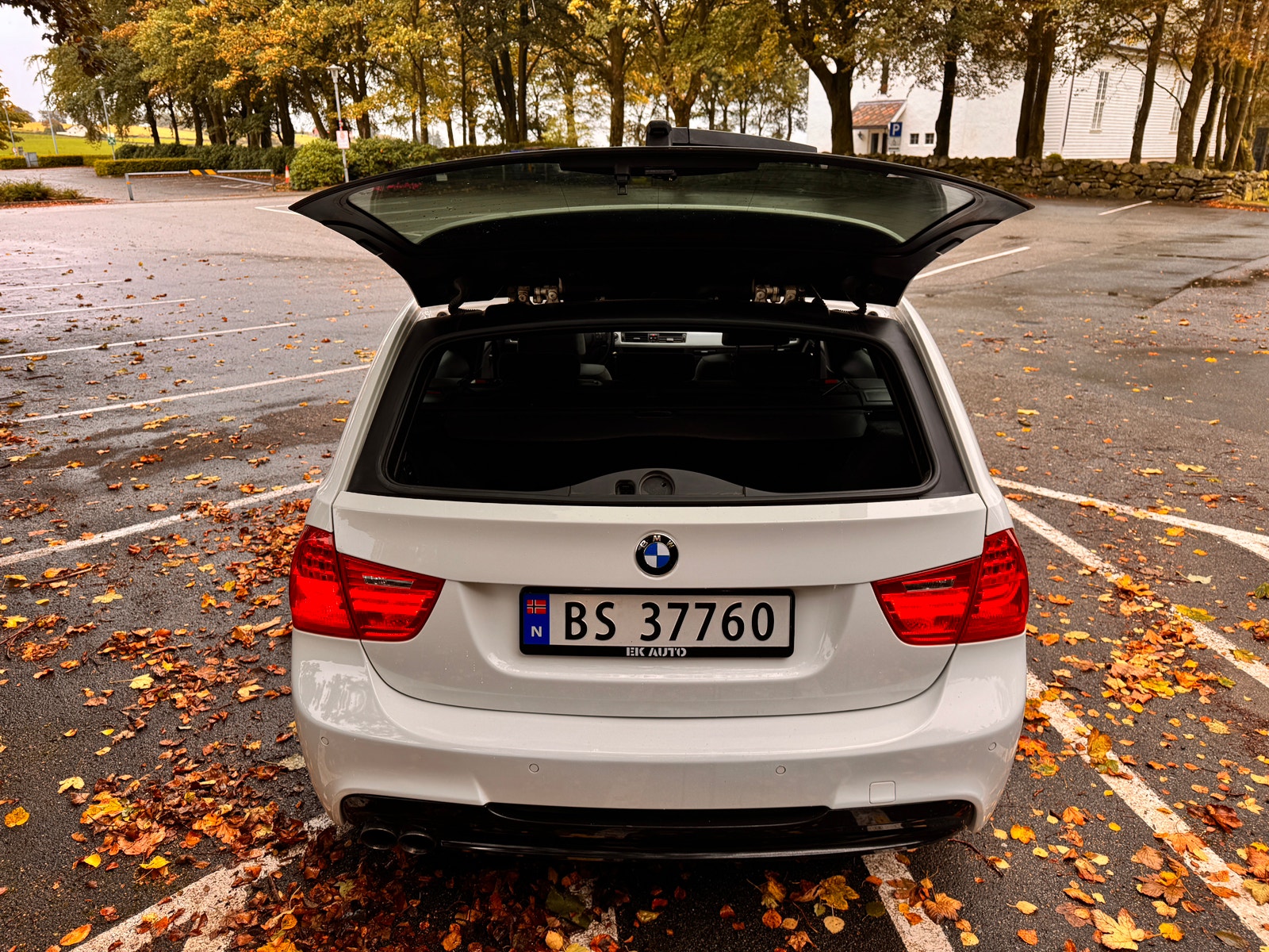 BMW 320d Touring Manual, 6-trins, 177ps, 2009