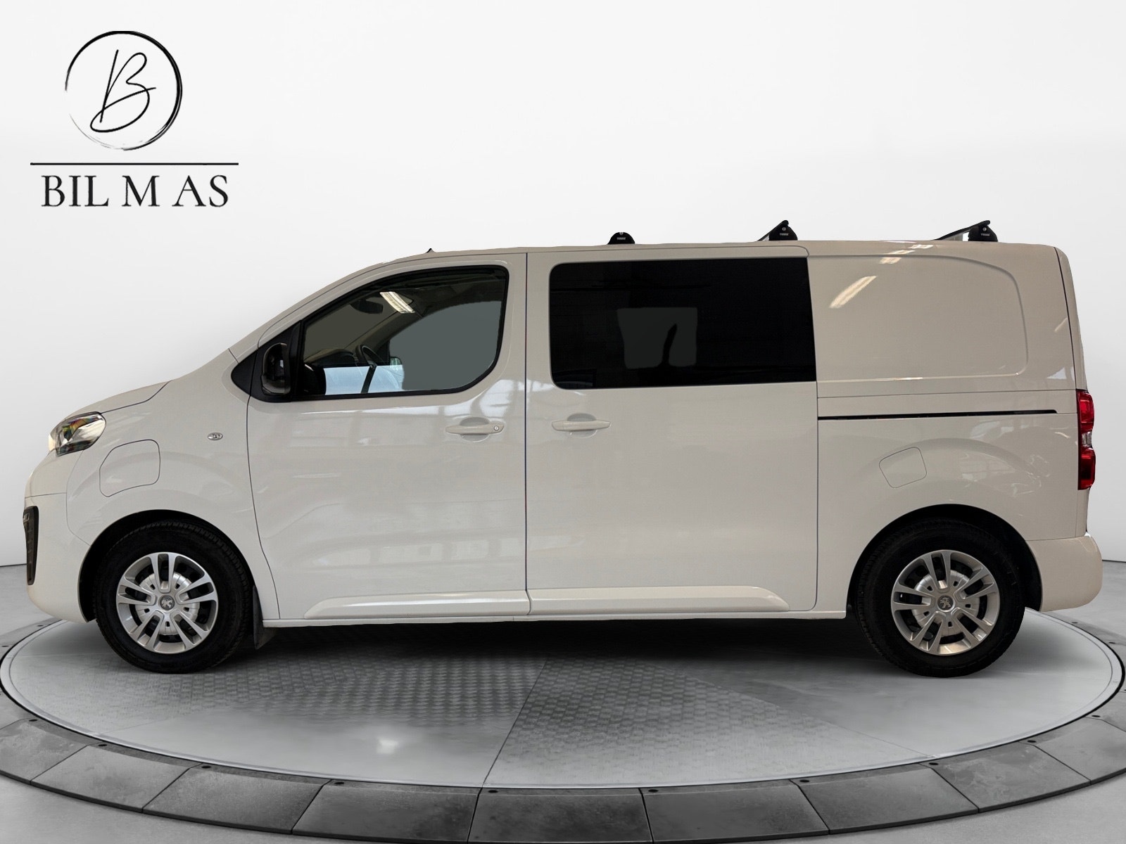 Peugeot e-Expert 75, 136ps, 2022