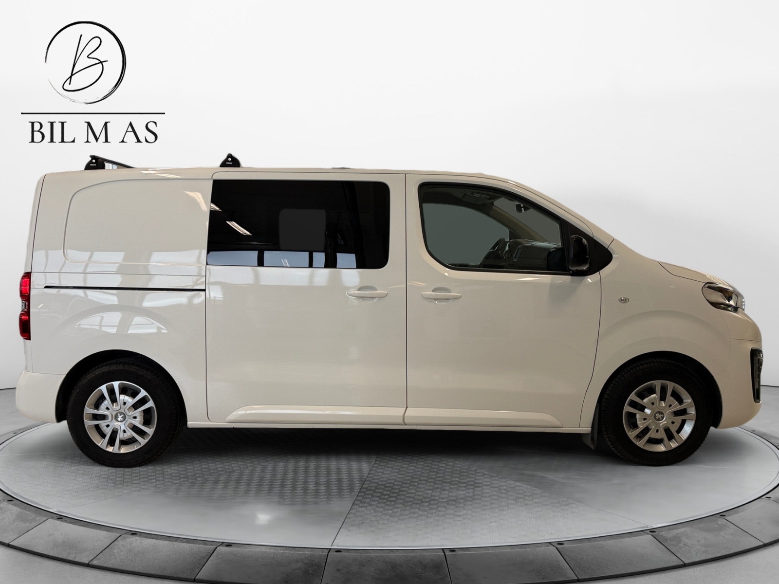 Peugeot e-Expert 75, 136ps, 2022