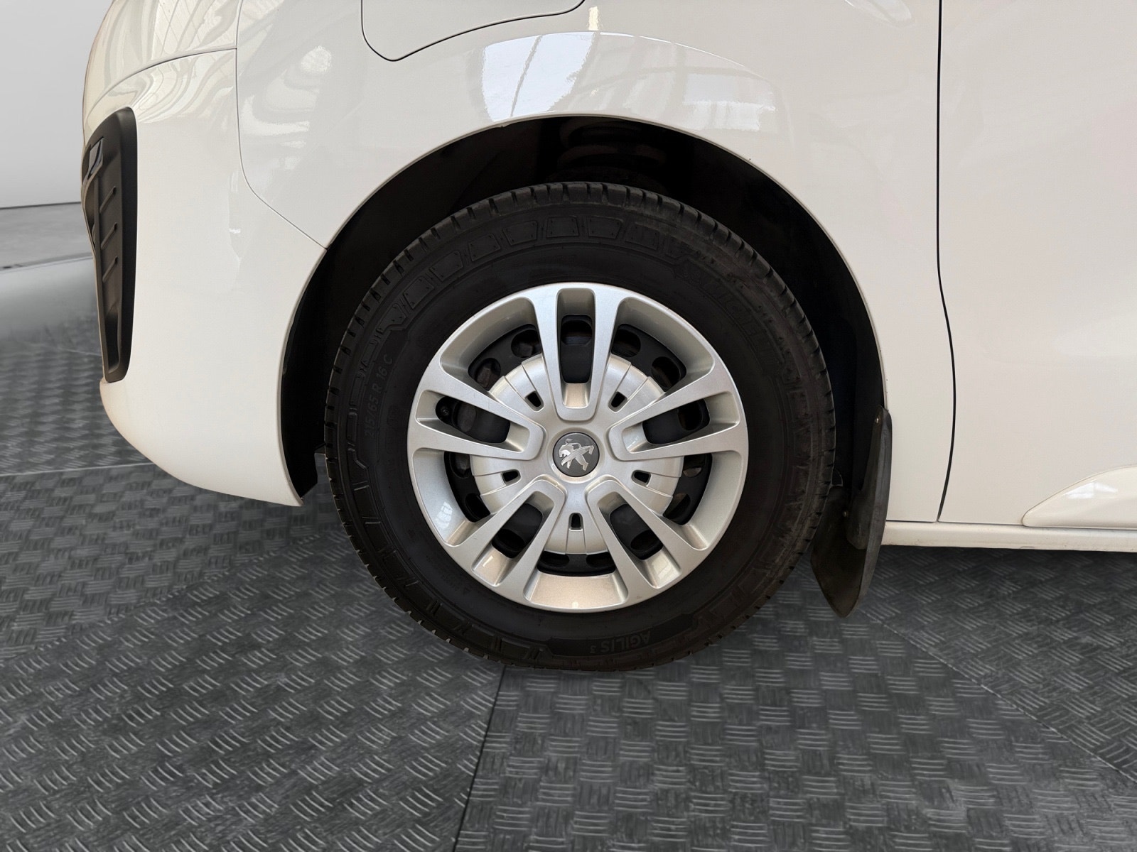 Peugeot e-Expert 75, 136ps, 2022