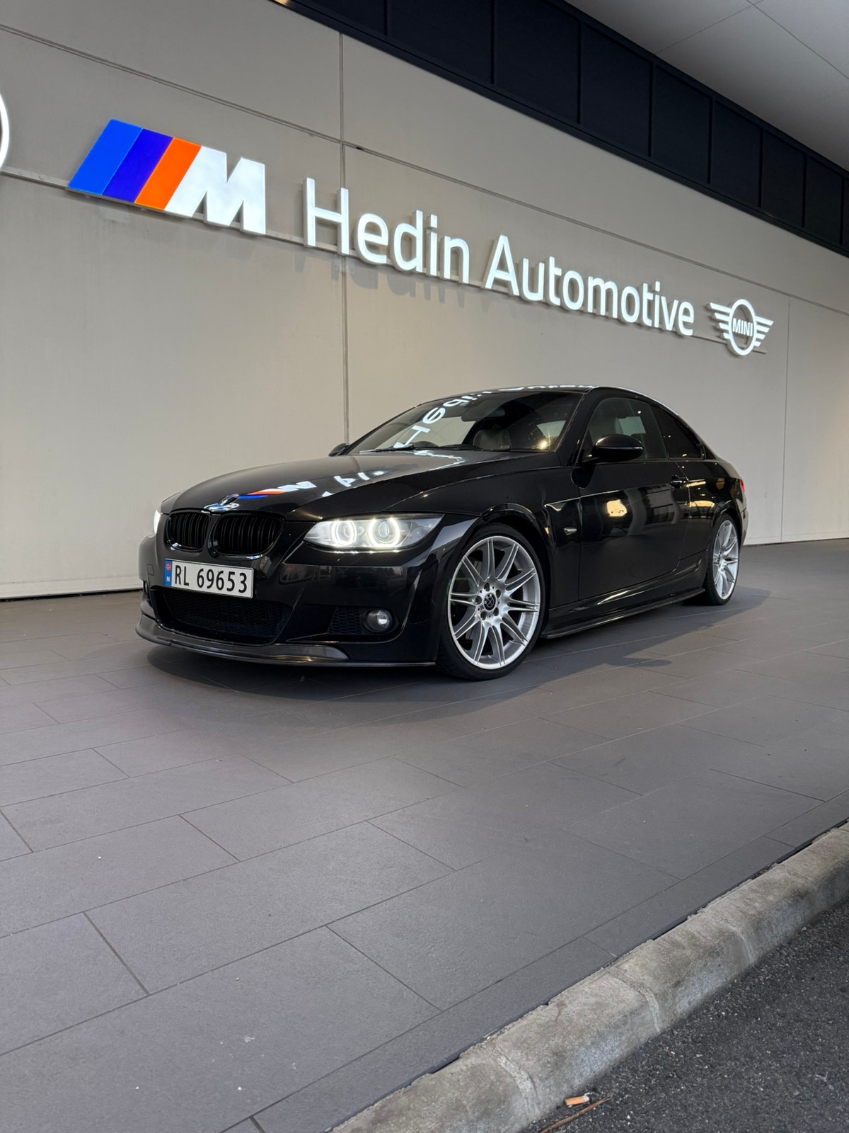 BMW 330i Coupé Automatic, 6-trins, 272ps, 2007