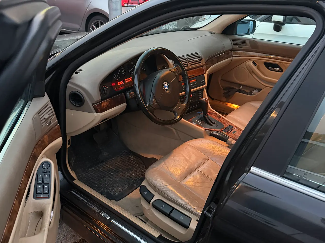 BMW 528i Sedan Automatic, 5-trins, 193ps, 1998