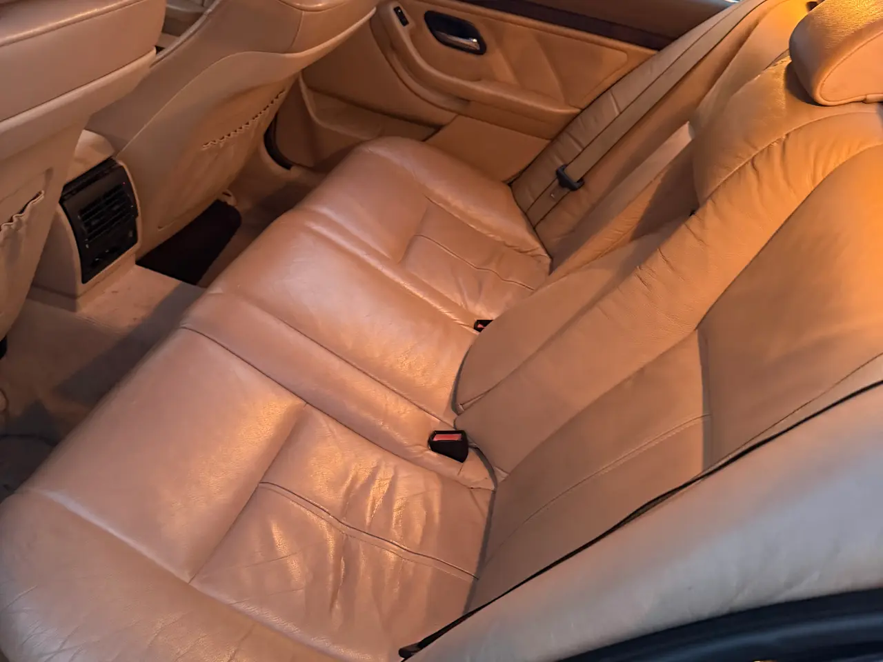 BMW 528i Sedan Automatic, 5-trins, 193ps, 1998