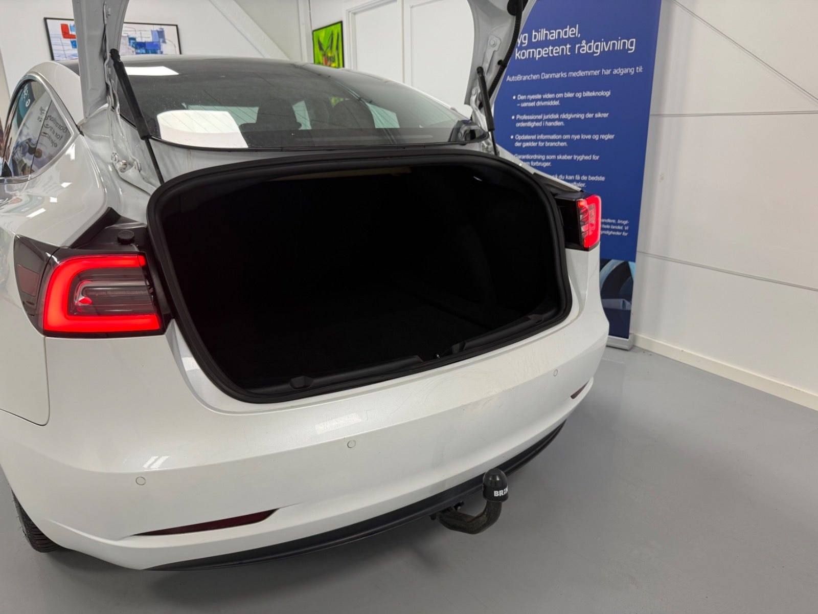Tesla Model 3 Long Range AWD, 440hp, 2019