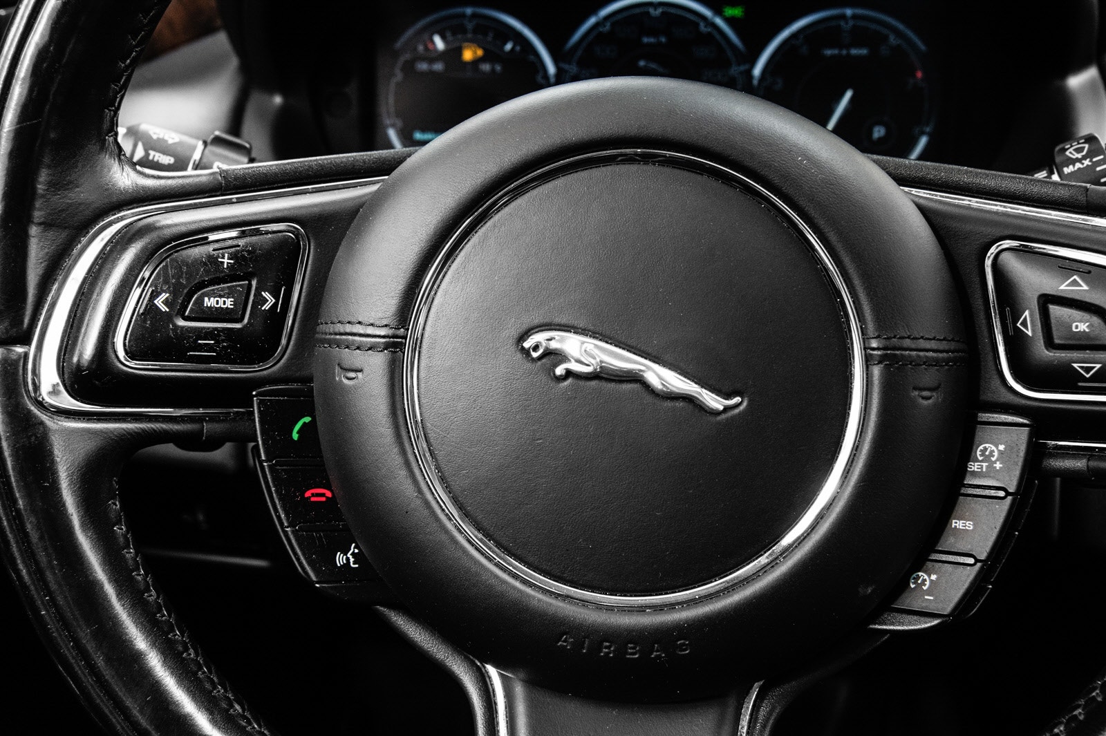 Jaguar XJ 3.0 V6 AWD Automatic, 340hp, 2014