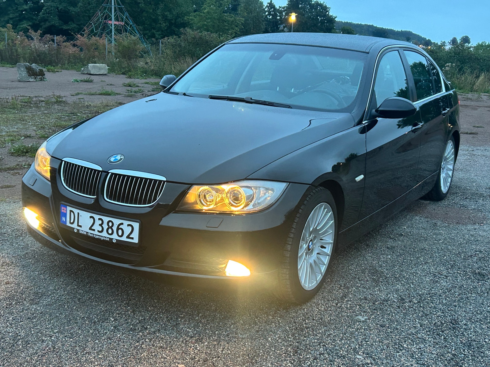 BMW 325i Sedan Automatic, 6-trins, 218ps, 2005