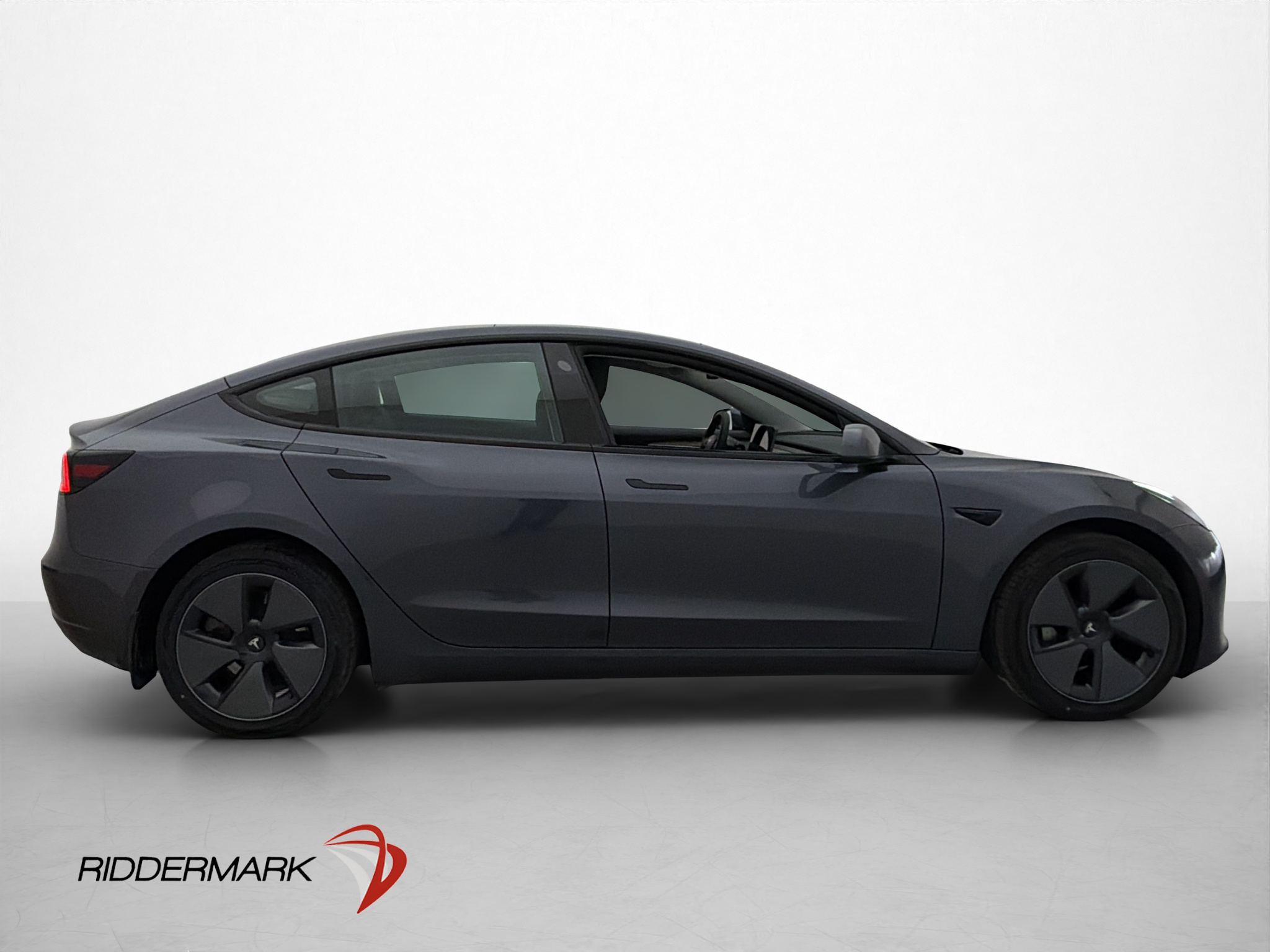 Tesla Model 3 Standard Range, 283ps, 2022