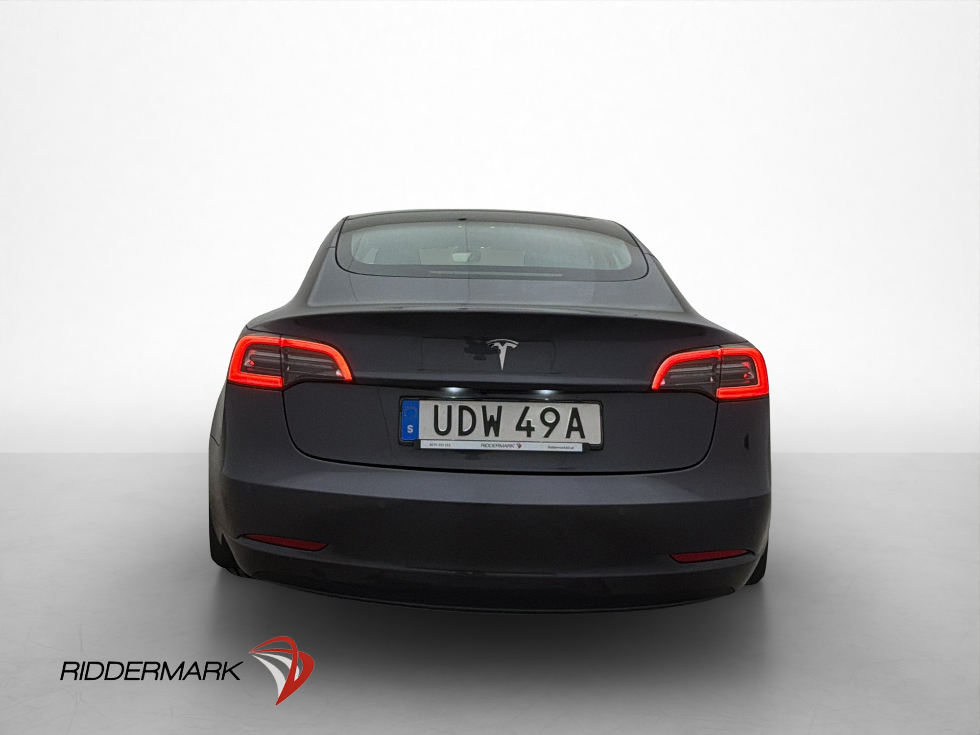 Tesla Model 3 Standard Range, 283ps, 2022