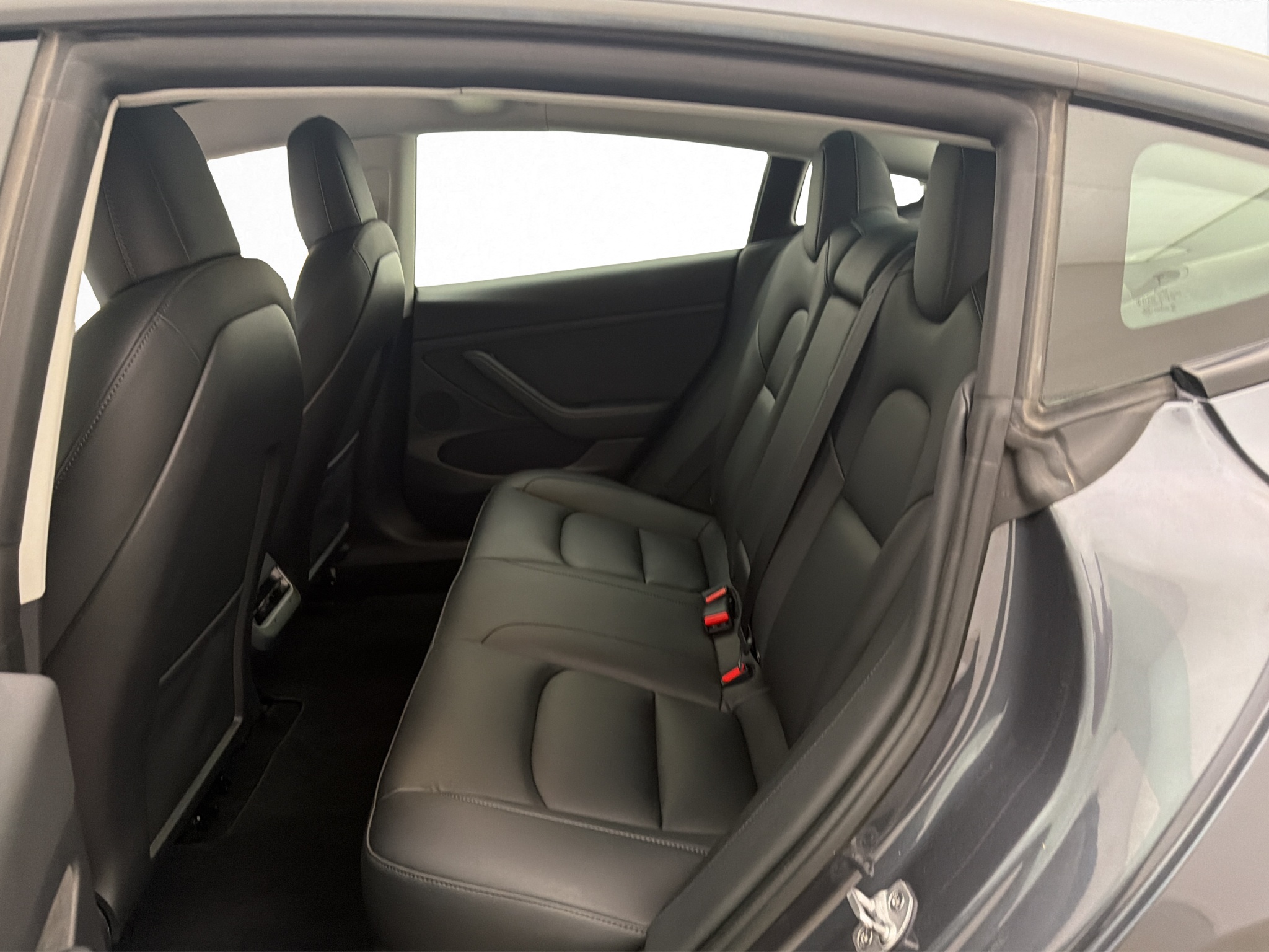 Tesla Model 3 Standard Range, 283ps, 2022