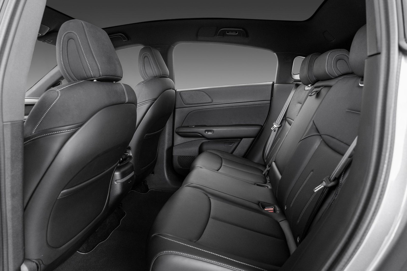 XPENG G6 Performance, 476ps, 2024