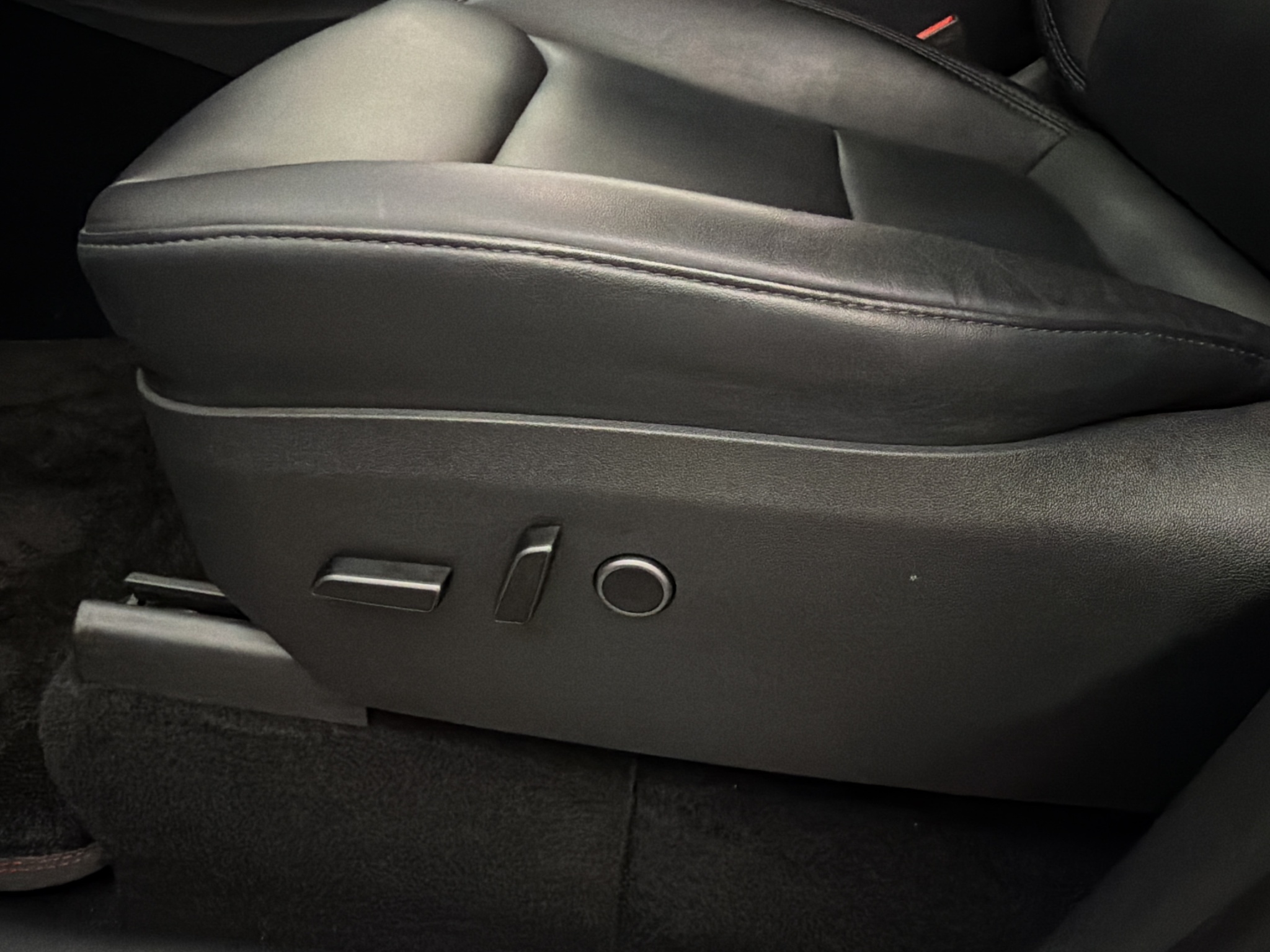 Tesla Model Y Performance, 534ps, 2023